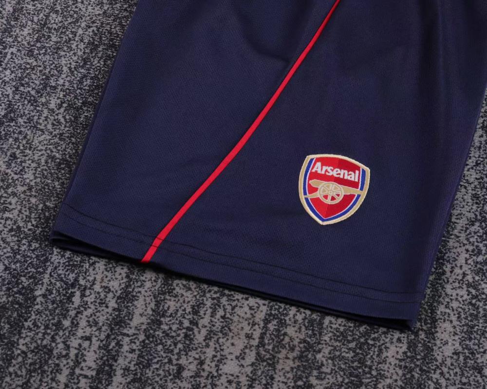 2002-2004 Retrô Arsenal Fora Camisa de futebol Qualidade tailandesa 1:1 Tamanho infantil - Image 9