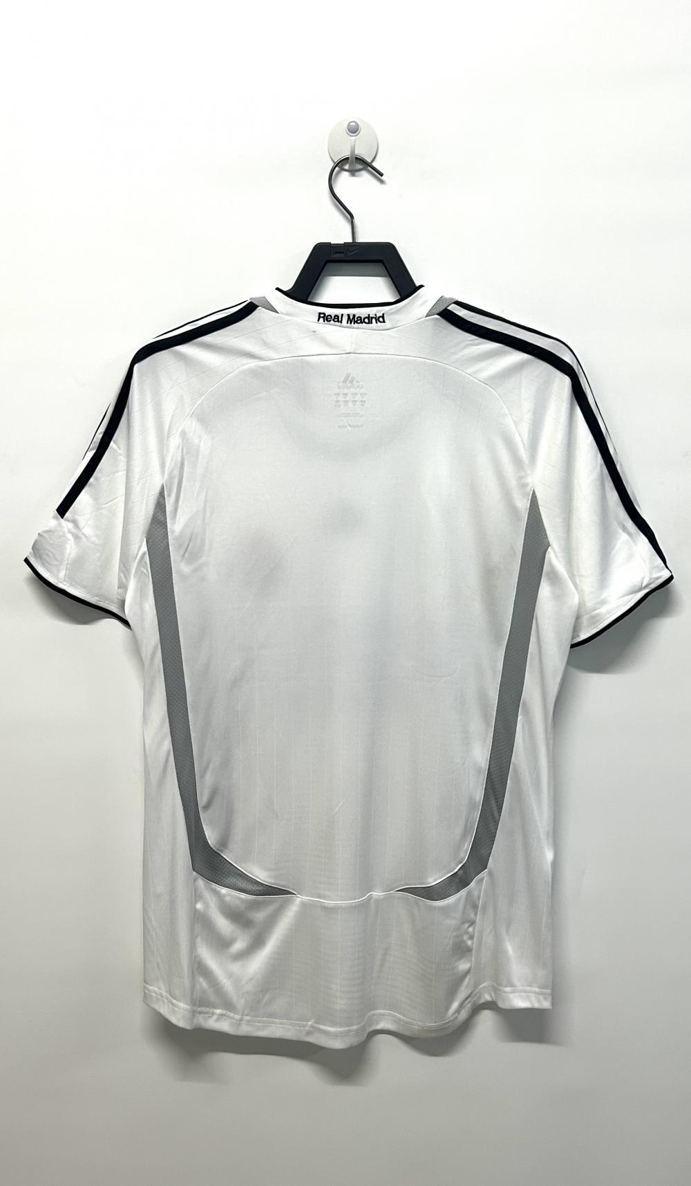 2006/2007 Retro Real Madrid Home Football Jersey 1:1 Thai Quality - Image 2