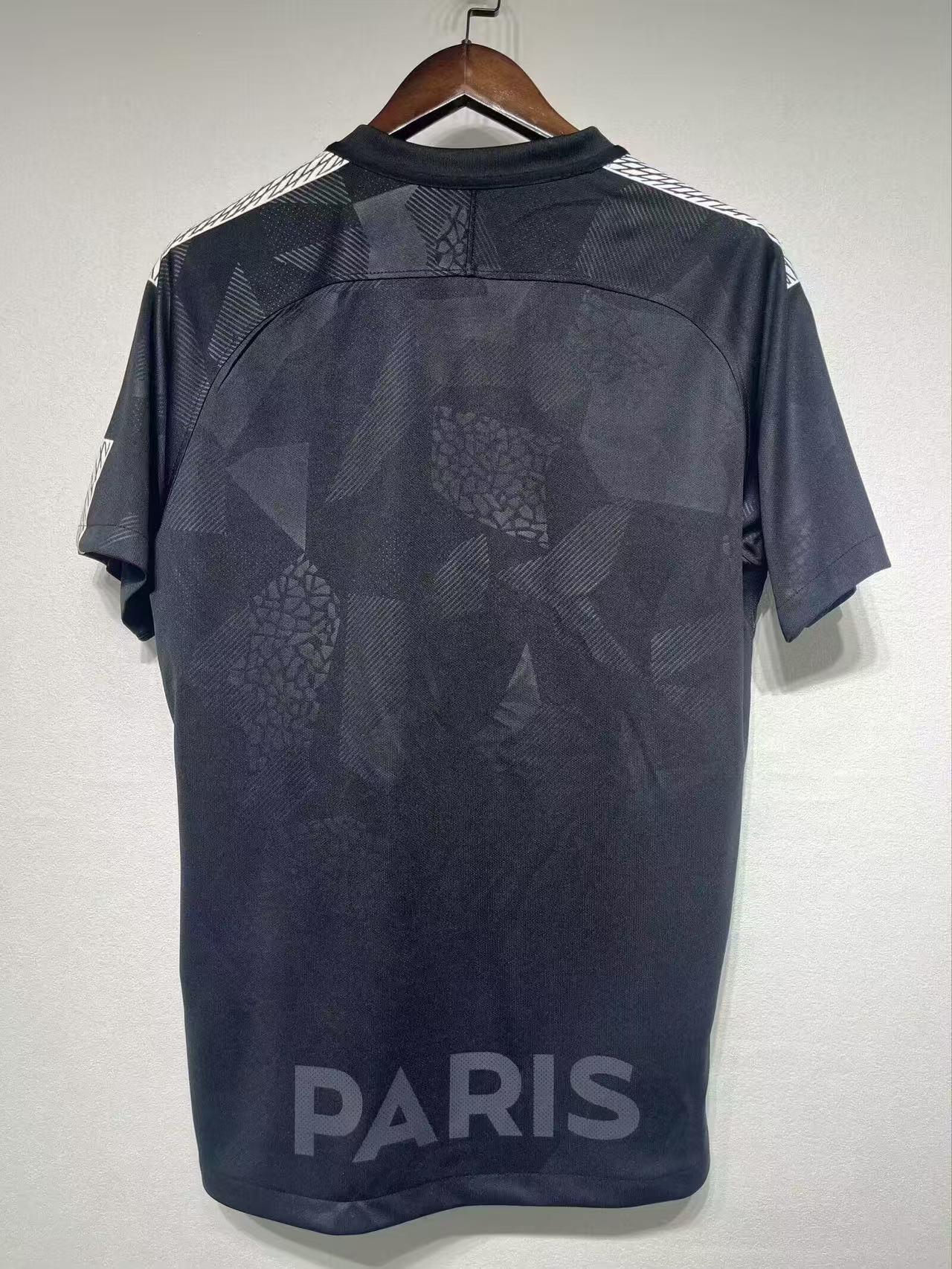 2017/2018 Retro Paris Saint-Germain Third Away - Image 2