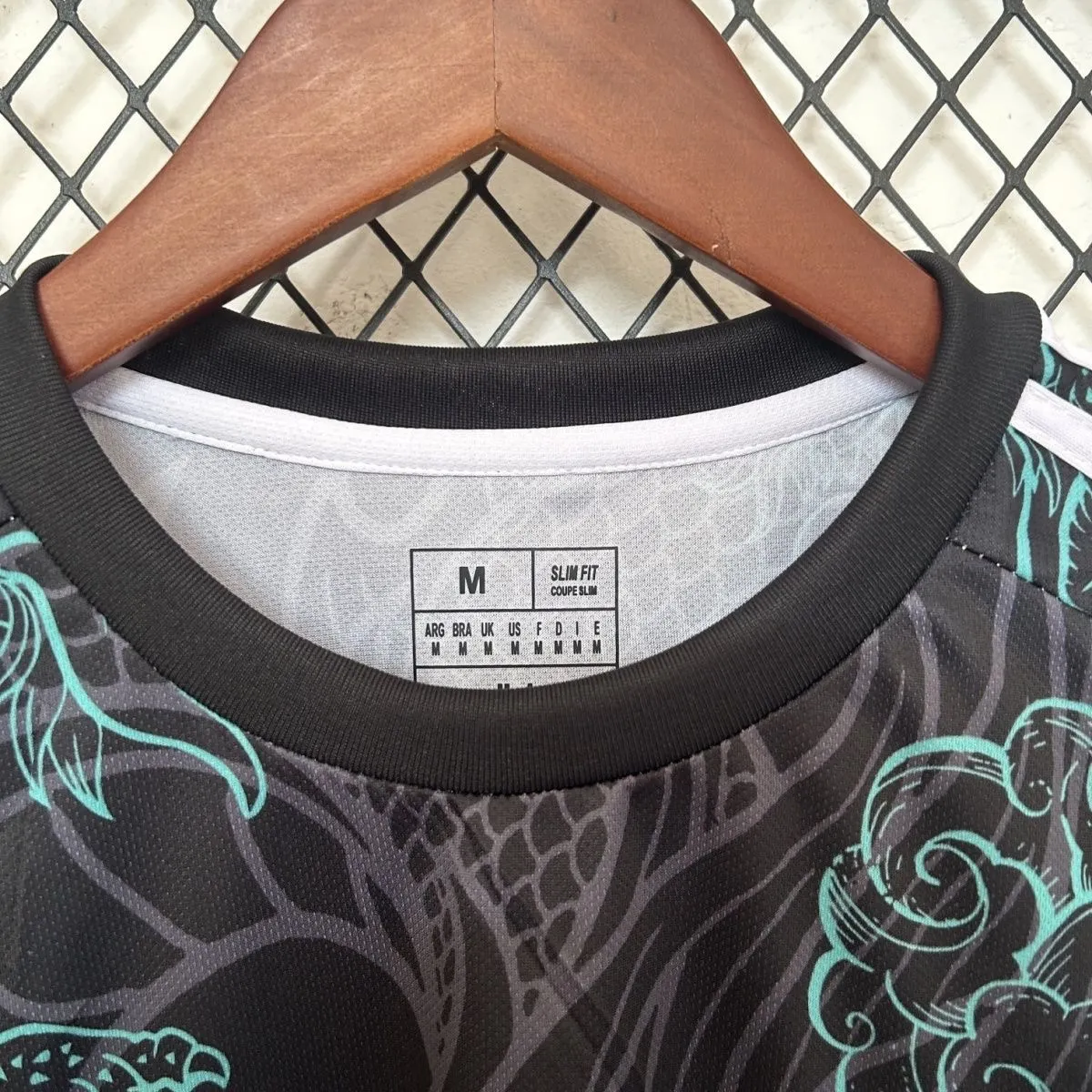 2025/2026 Real Madrid Dragon Pattern Training Clothes Football Jersey 1:1 Thai Quality - Image 3