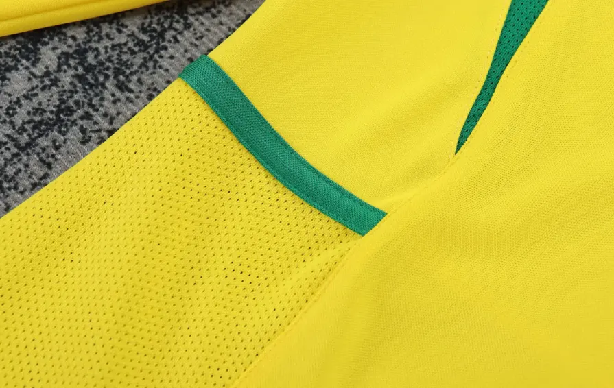 2002 Retro Langarm Brasilien Heim Fußballtrikot 1:1 Thai-Qualität Kindergröße – Bild 6