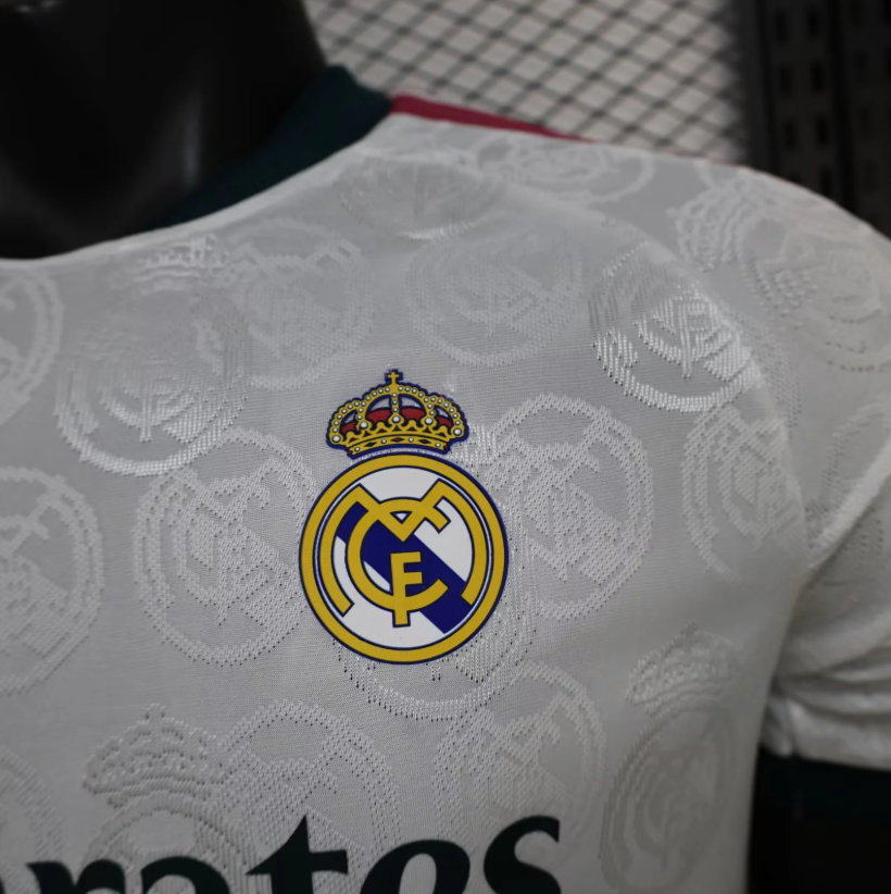 2026/2027 Spelersversie Real Madrid Speciale editie 04 Voetbalshirt 1:1 Thaise kwaliteit - Afbeelding 6