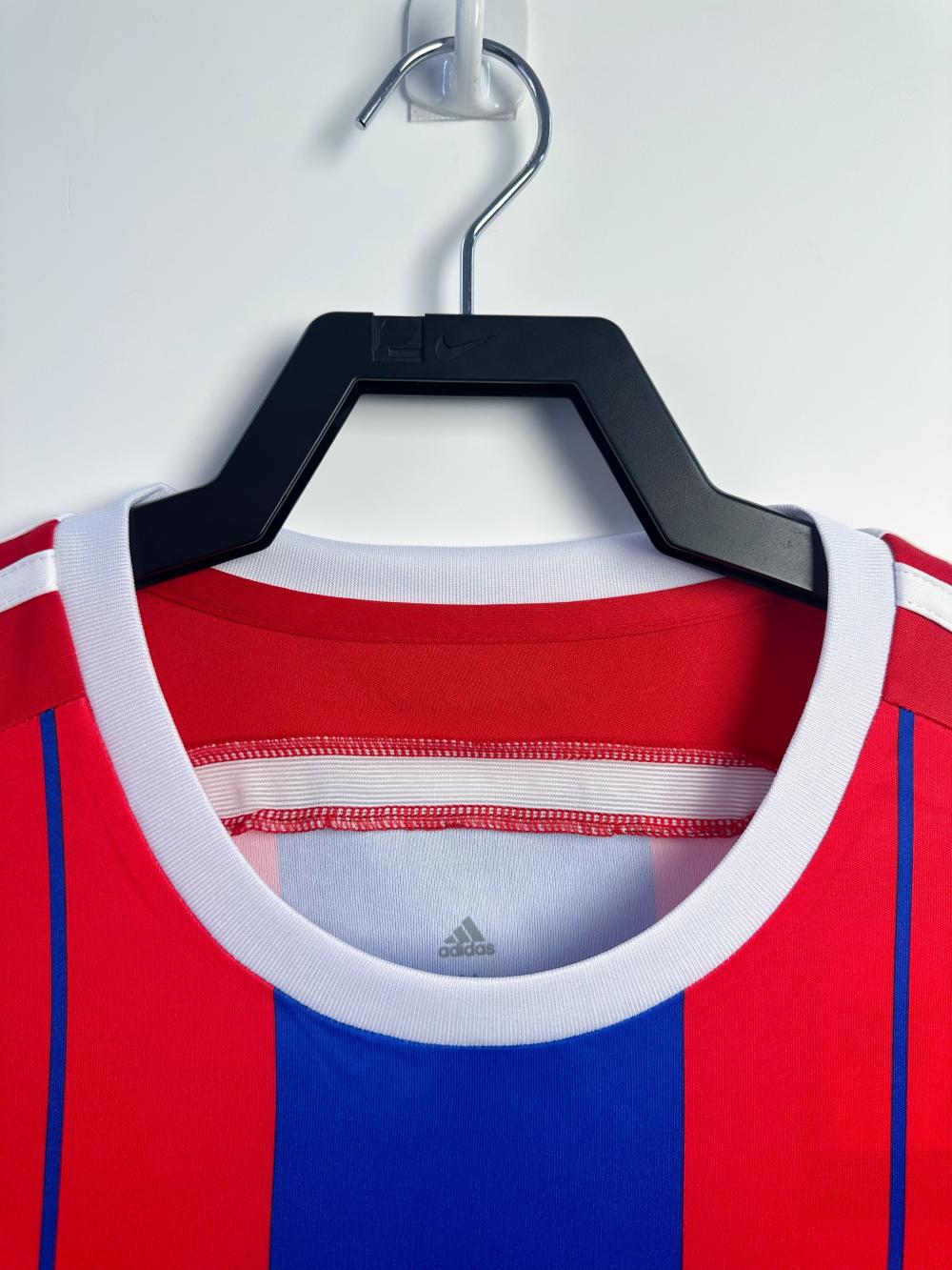2014/2015 Retro Bayern Munich Home Football Jersey 1:1 Thai Quality - Image 3