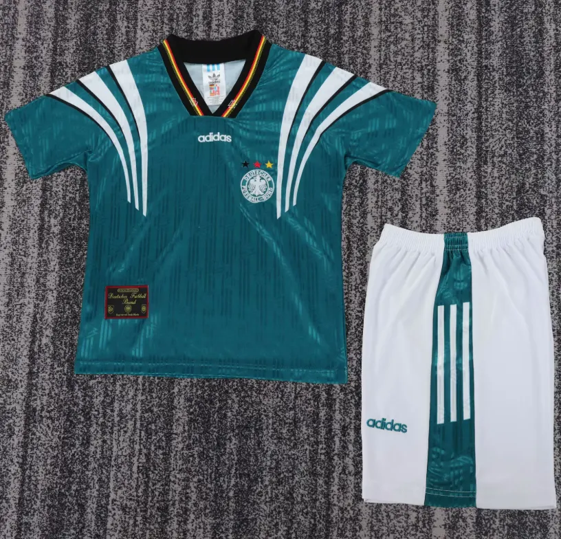 1996 Retrô Alemanha Fora Camisa de futebol Qualidade tailandesa 1:1 Tamanho infantil