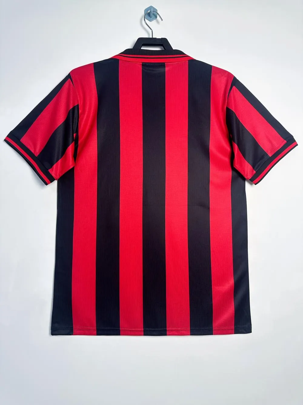 1997/1998 Retrô AC Milan Casa Camisa de futebol Qualidade tailandesa 1:1 - Image 2