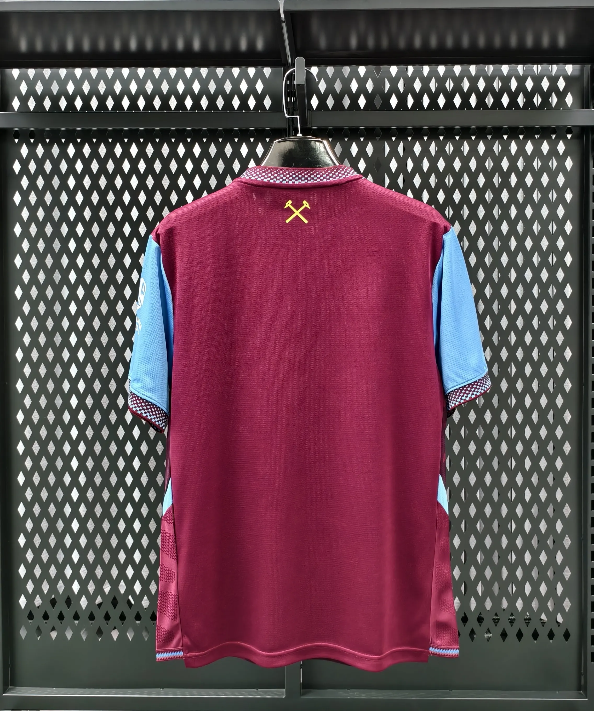 2026-2027 West Ham United Home Football Jersey 1:1 Thai quality - Image 2