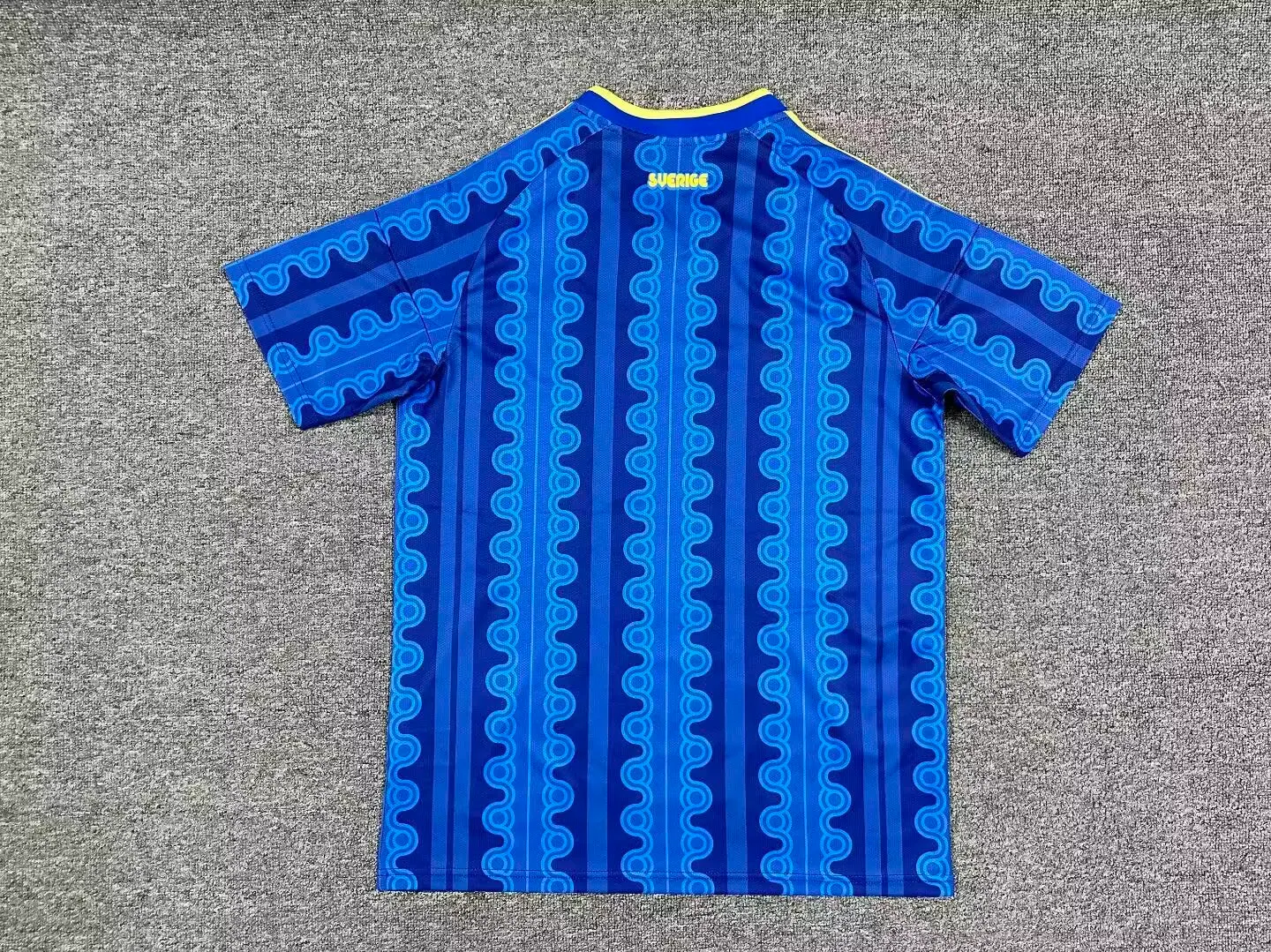 2026-2027 Sweden National Team Away Football Shirt 1:1 Thai Quality - Image 2