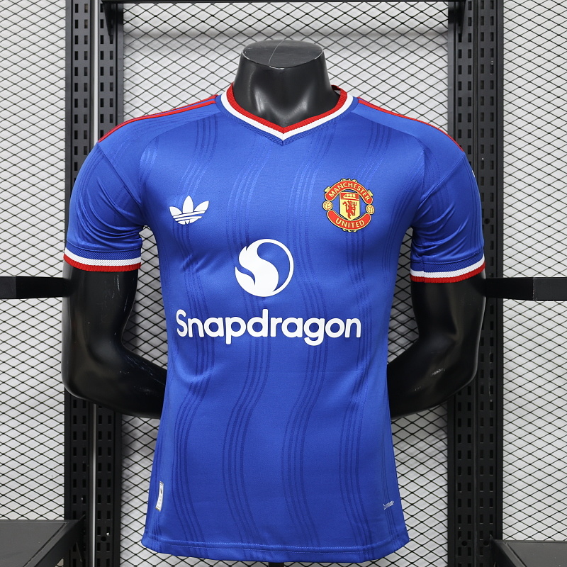 2026/2027 Versione giocatore Manchester United Edizione speciale 03 Maglia da calcio Qualità thai 1:1