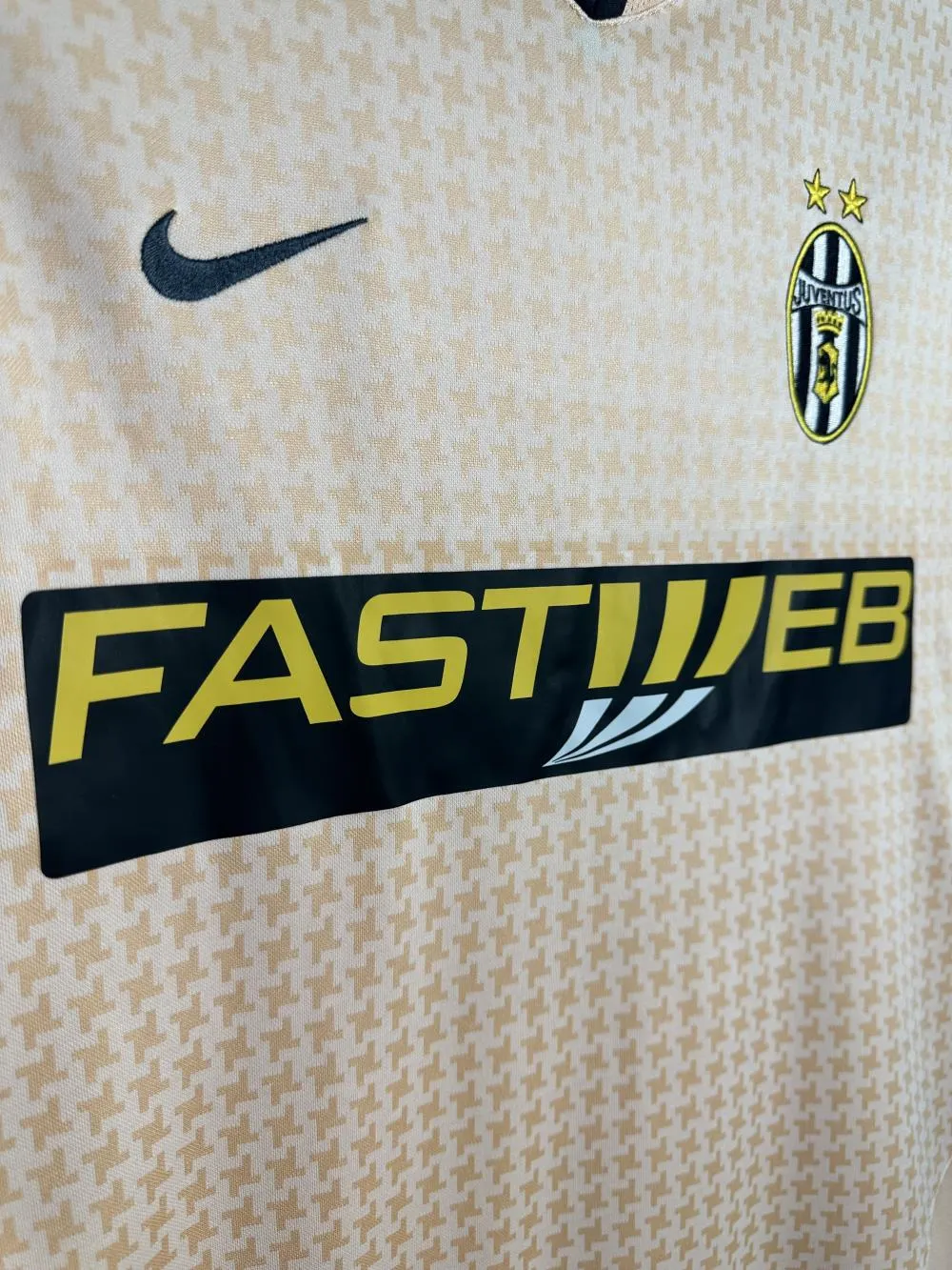 2003-2004 Retro Juventus Away Soccer Jersey 1:1 Thai Quality - Image 6