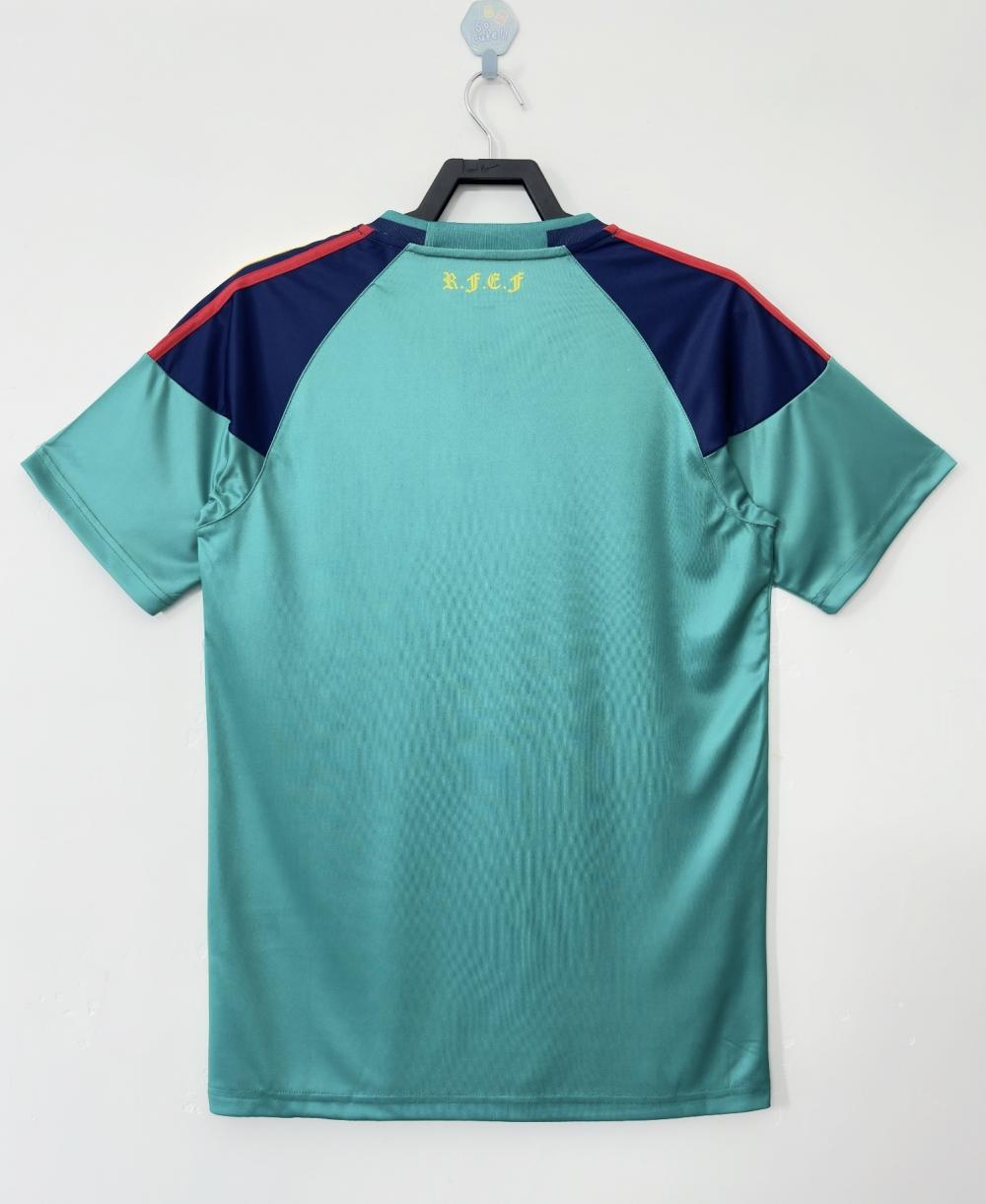 2010 Retro Spain Goalkeeper Soccer Shirt 1:1 Thai Quality - Image 2