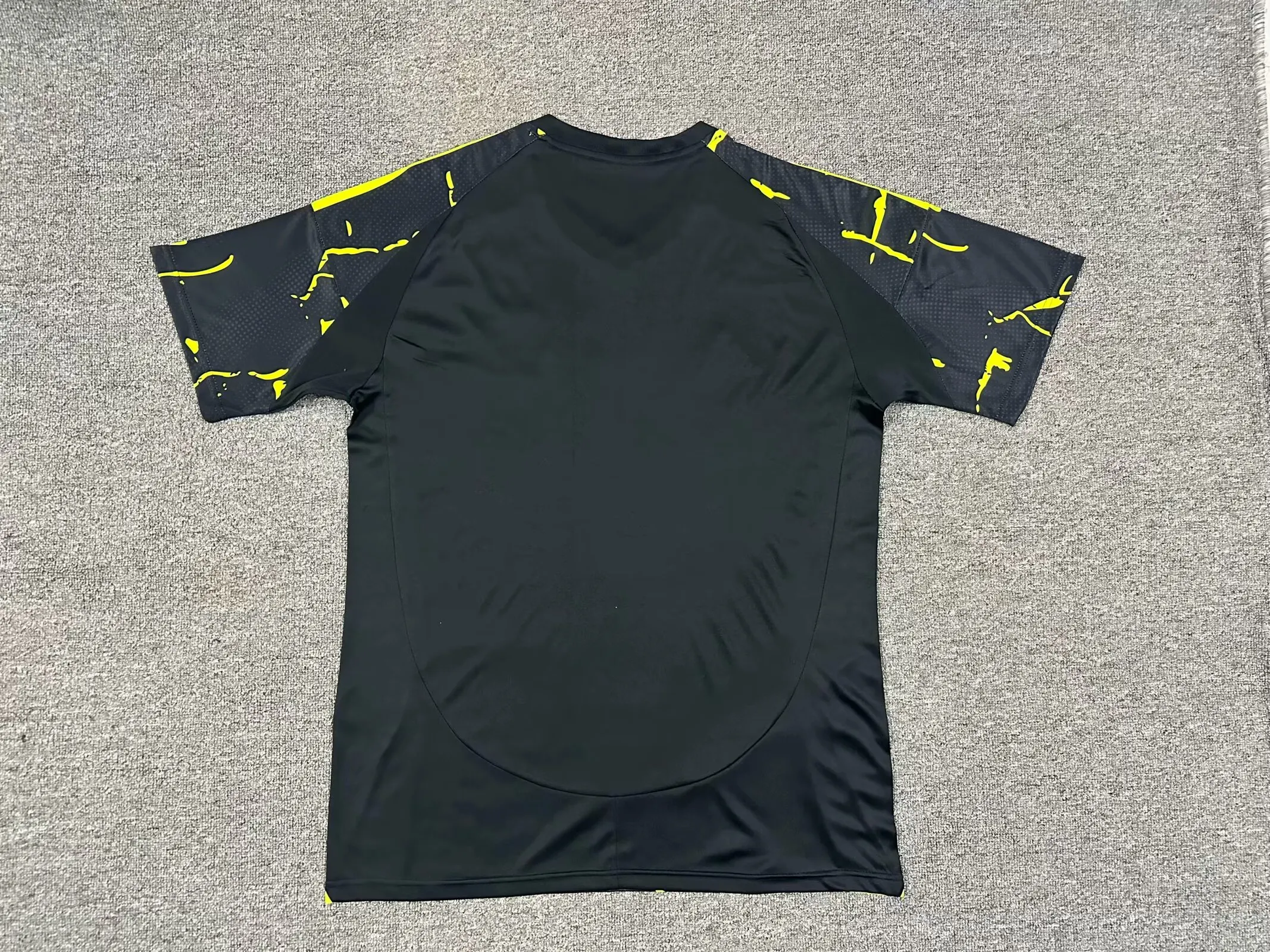 2025-2026 Columbus Crew Casa Camisa de futebol Qualidade tailandesa 1:1 - Image 2