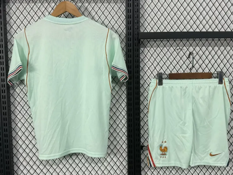 2026 Francia Trasferta Maglia da calcio Qualità thai 1:1 Taglia bambino - immagine 3
