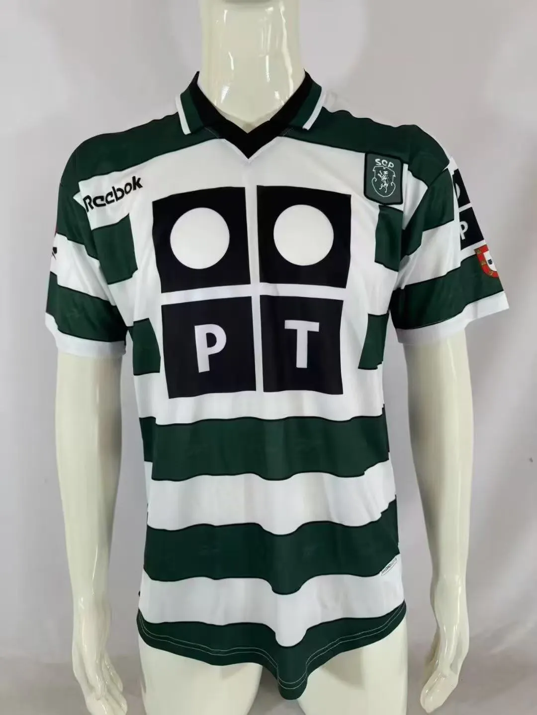 2000/2001 Retro Sporting Lisbon Heim Fußballtrikot 1:1 Thai-Qualität