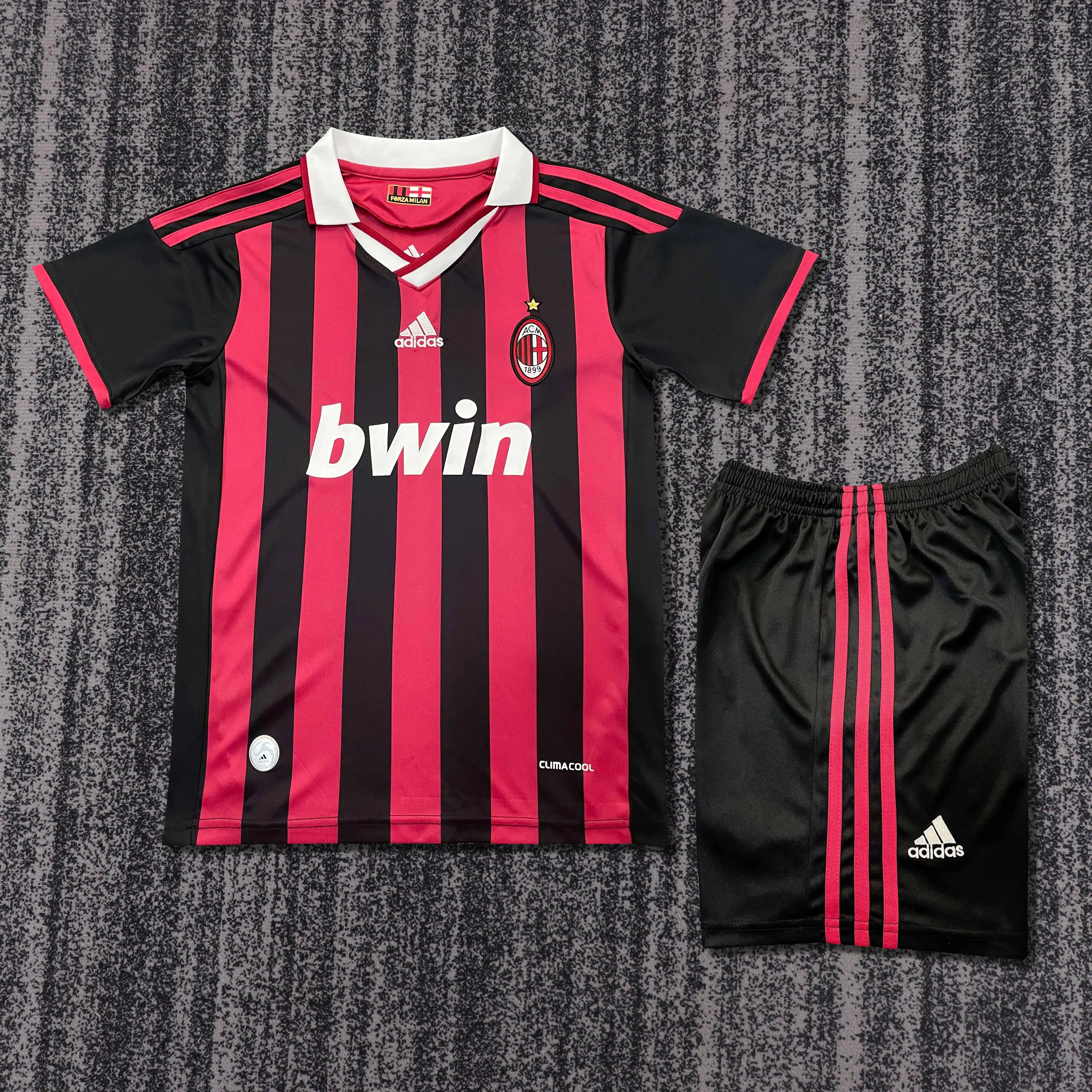 2009-2010 Retro AC Milan Home Football Shirt 1:1 Thai Quality Kids Size
