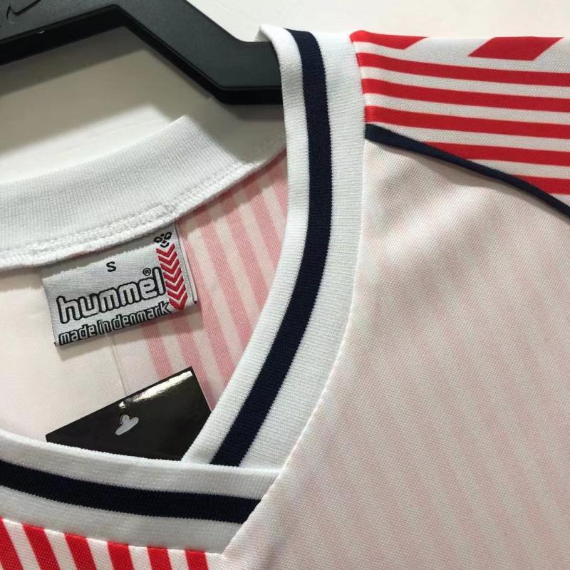 1986 Retro Denemarken Nationaal elftal Uit Voetbalshirt 1:1 Thaise kwaliteit - Afbeelding 3
