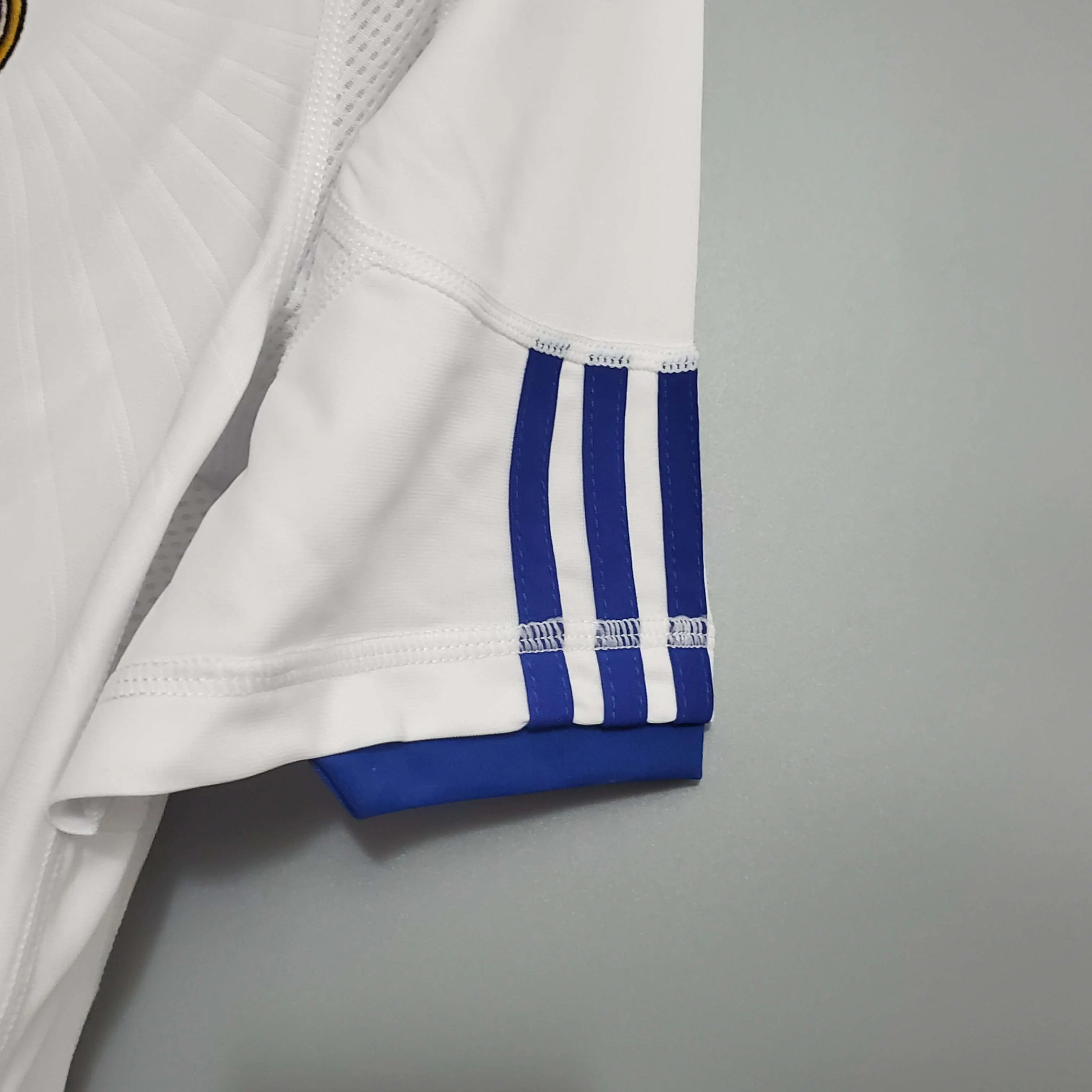 2010/2011 Rétro Real Madrid Domicile Maillot de football Qualité thaï 1:1 – Image 8