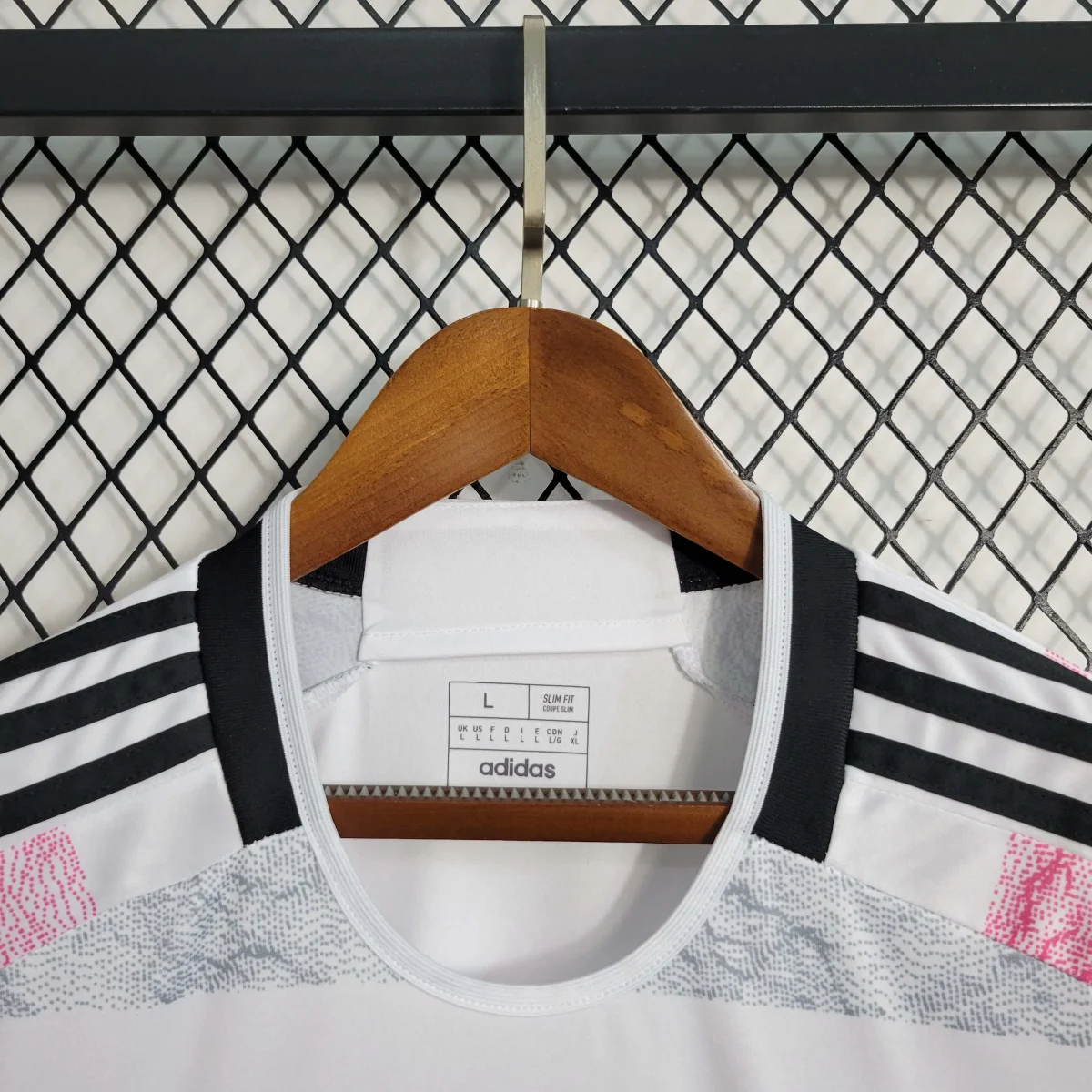 2023/2024 Juventus Auswärts Fußballtrikot 1:1 Thai-Qualität – Bild 5