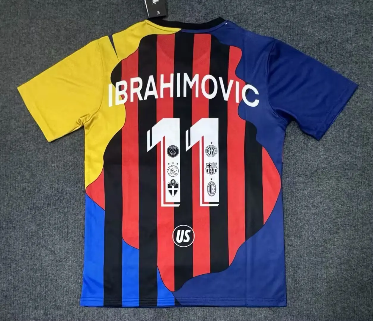 2025/2026 AC Milan Ibrahimović Памятное издание Футбольная футболка Тайское качество 1:1 — изображение 2