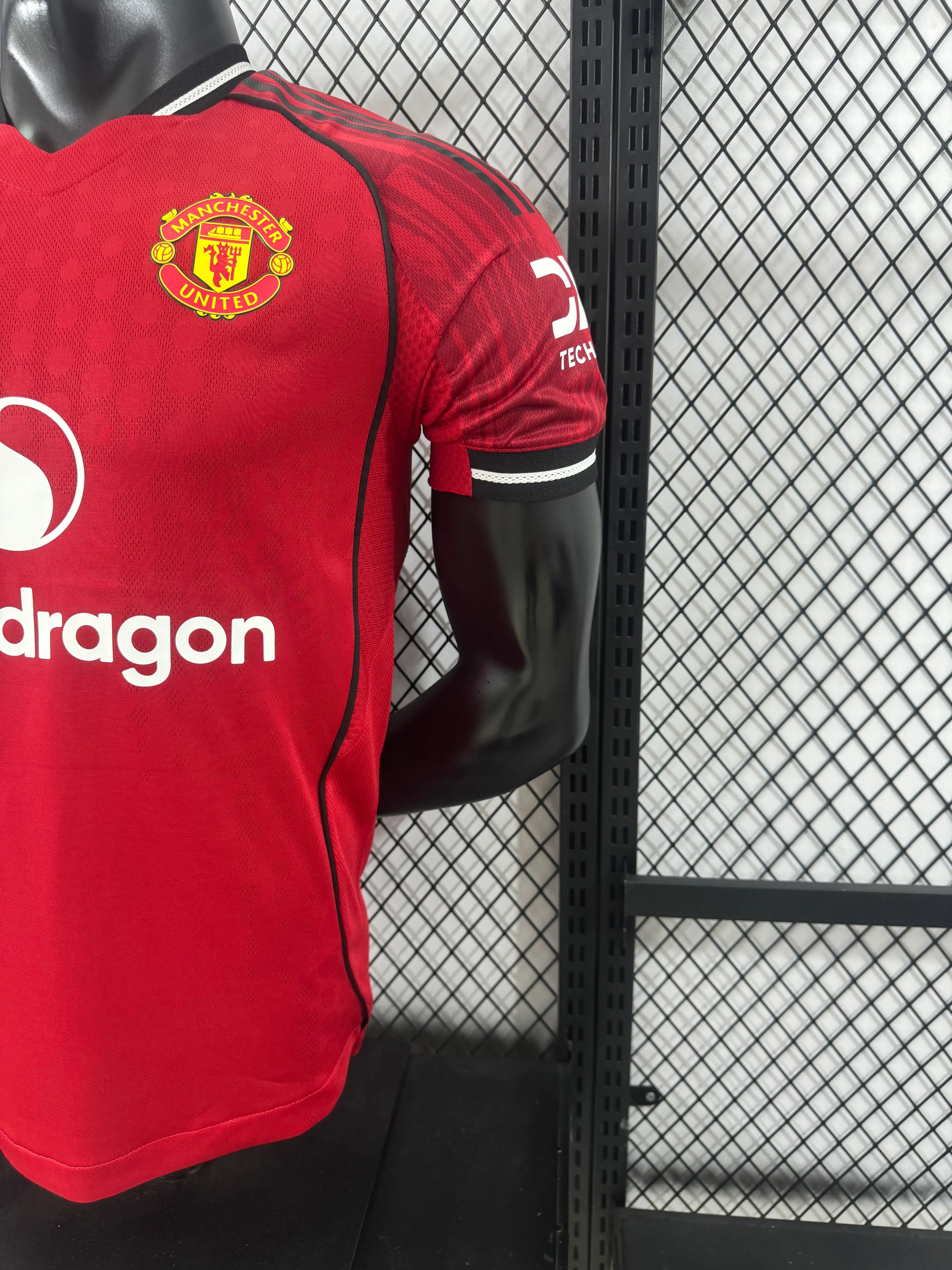 2025/2026 Oyuncu versiyonu Manchester United İç saha 01 Futbol forması 1:1 Tayland kalitesi - Görsel 3