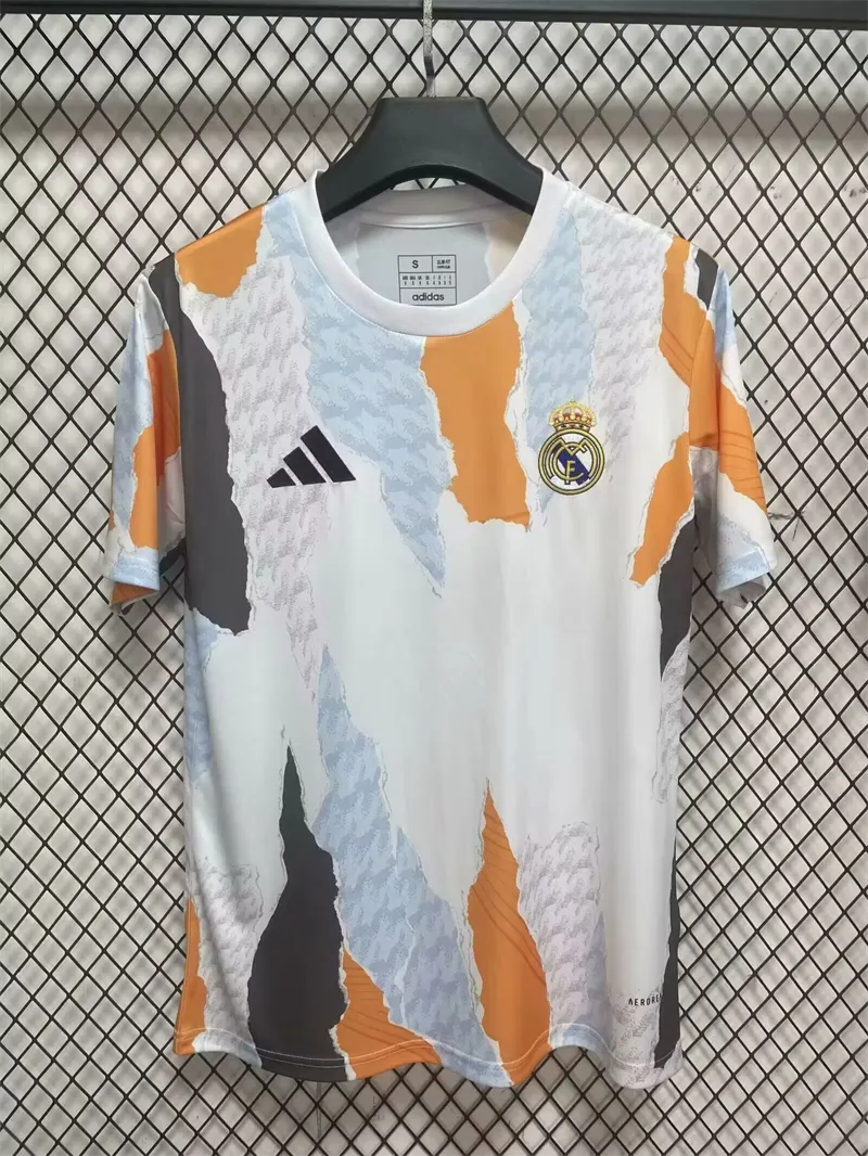 2025/2026 Real Madrid Maç öncesi Antrenman Futbol forması 1:1 Tayland kalitesi