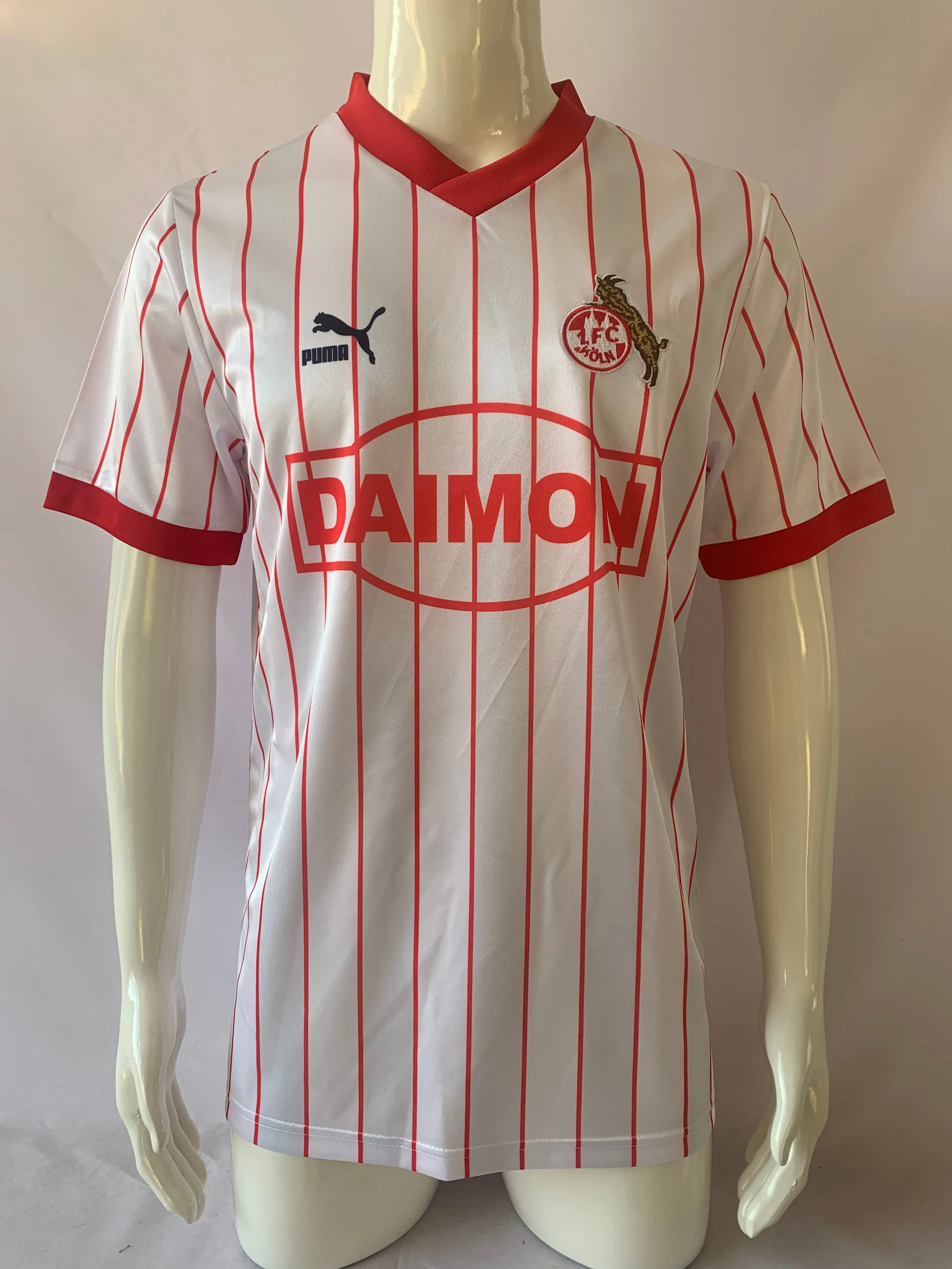 1985/1986 Retrô FC Köln Casa Camisa de futebol Qualidade tailandesa 1:1
