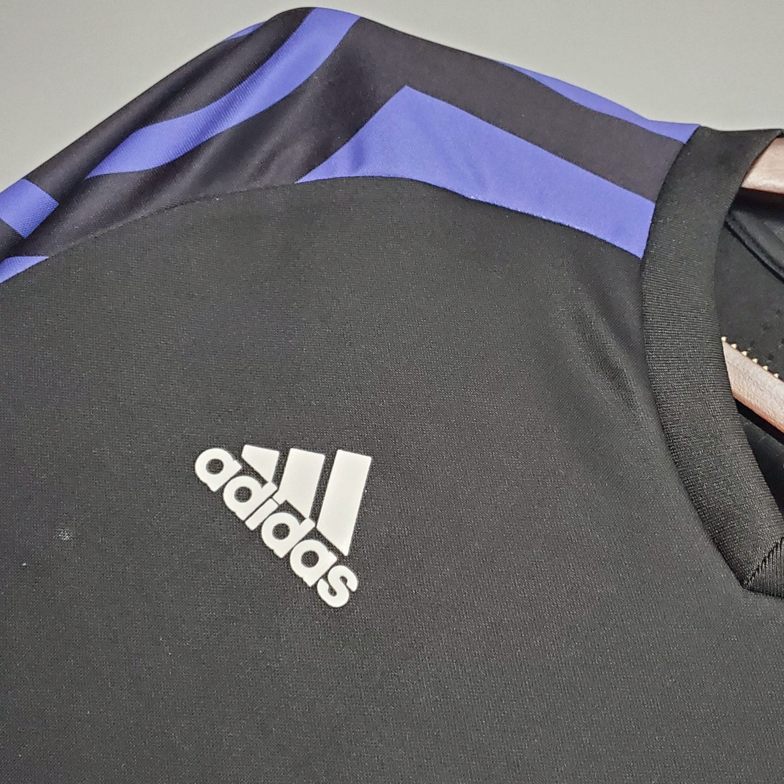 2016/2017 Retro Real Madrid Terza Trasferta - immagine 5