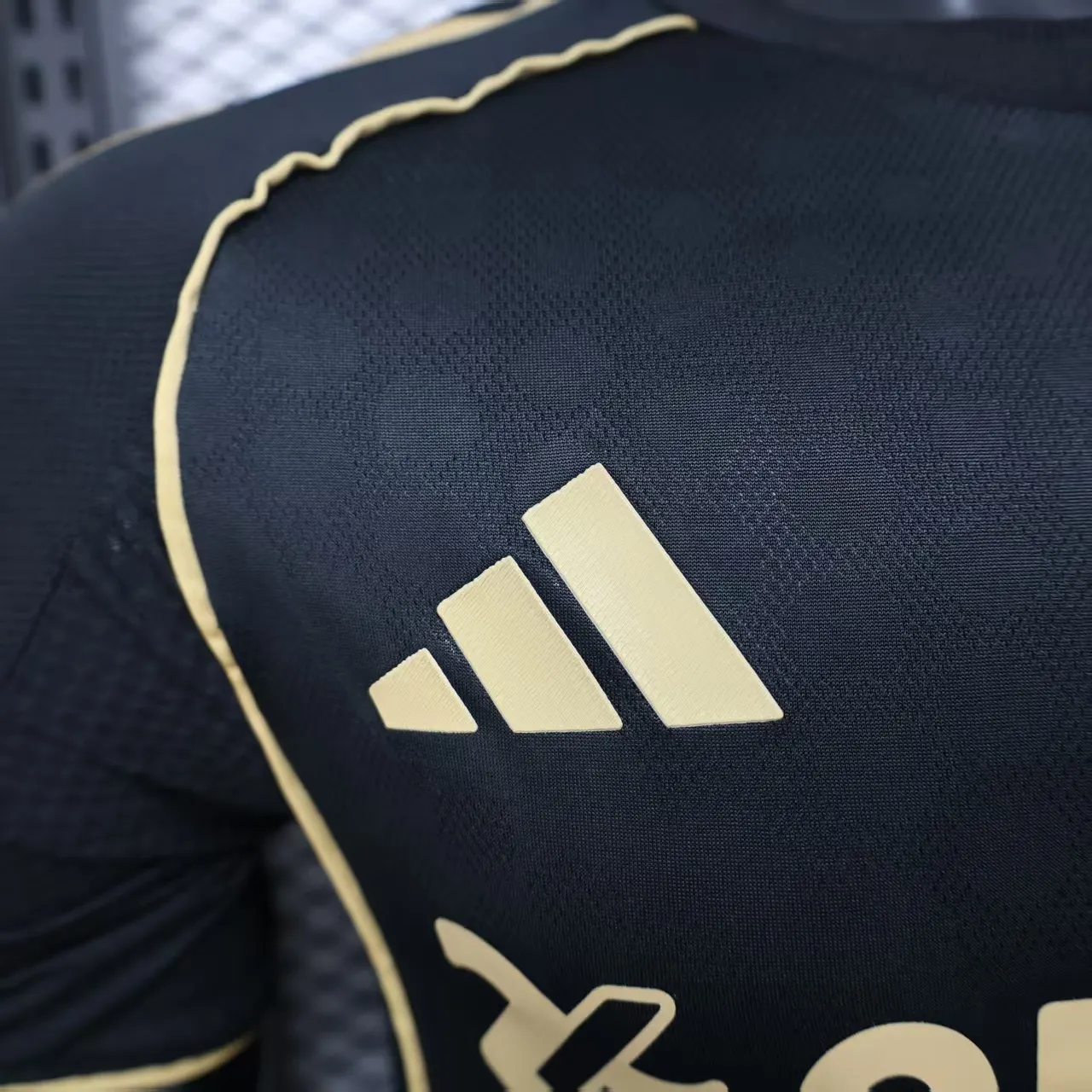 2025/2026 Versão jogador Fulham Terceira Fora Camisa de futebol Qualidade tailandesa 1:1 - Image 4