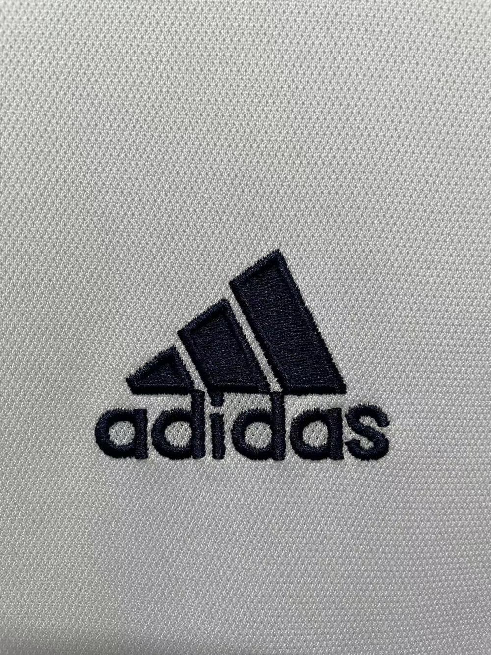 2000/2001 Rétro Real Madrid Domicile Maillot de football Qualité thaï 1:1 – Image 7