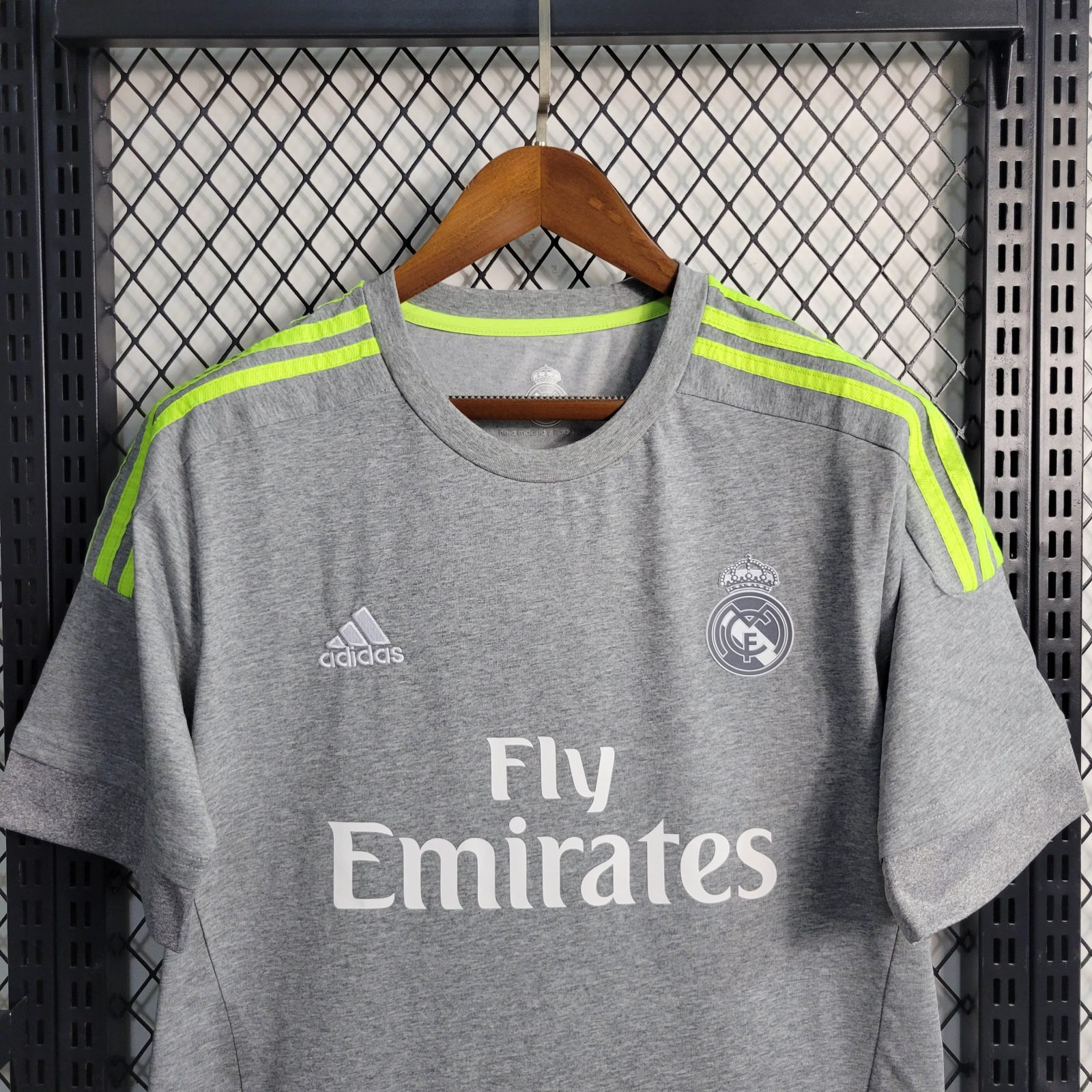 2015/2016 Retro Real Madrid Auswärts – Bild 4