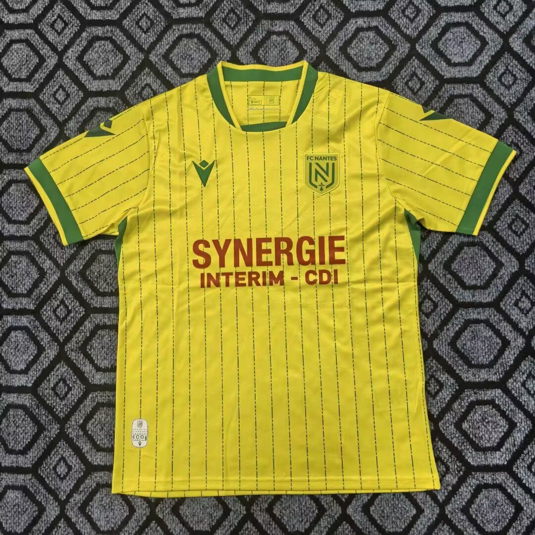 2025/2026 Nantes Local Camiseta de fútbol Calidad tailandesa 1:1