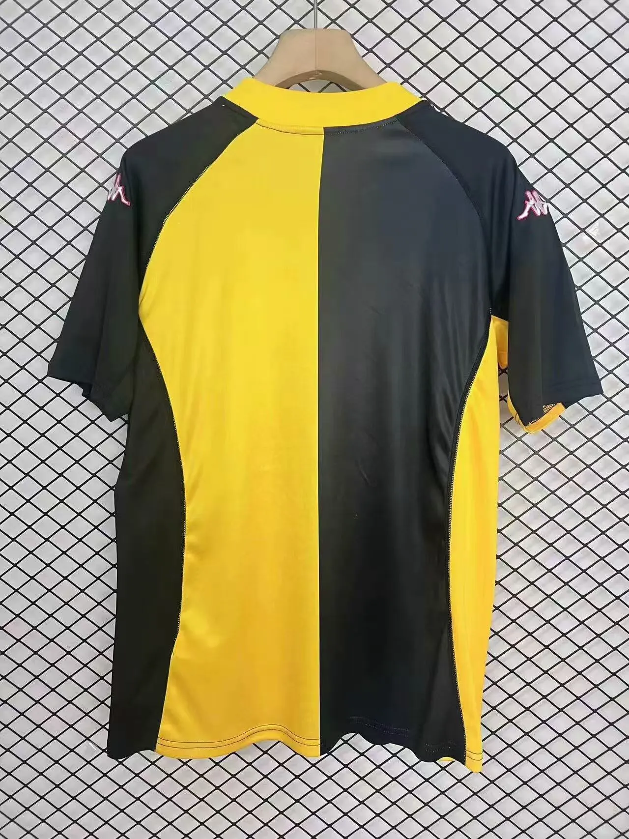 2001/2002 Retrô Real Zaragoza Fora Camisa de futebol Qualidade tailandesa 1:1 - Image 2