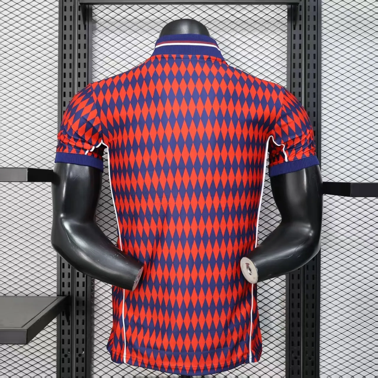 2025/2026 Versão jogador Bayern Munich Edição especial 02 Camisa de futebol Qualidade tailandesa 1:1 - Image 2