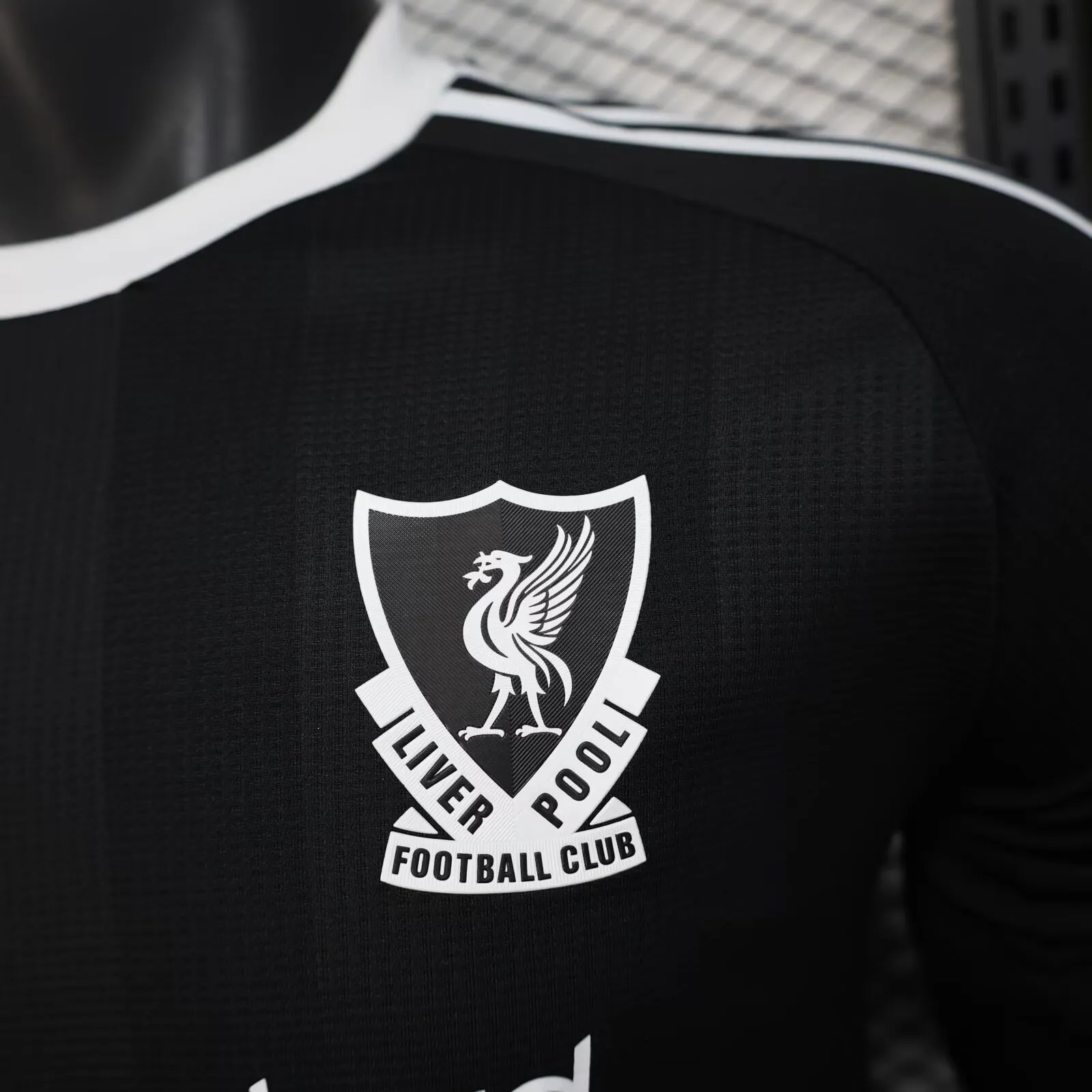 2025/2026 Player Version Liverpool goalie Football Jersey 1:1 Thai quality - Image 5
