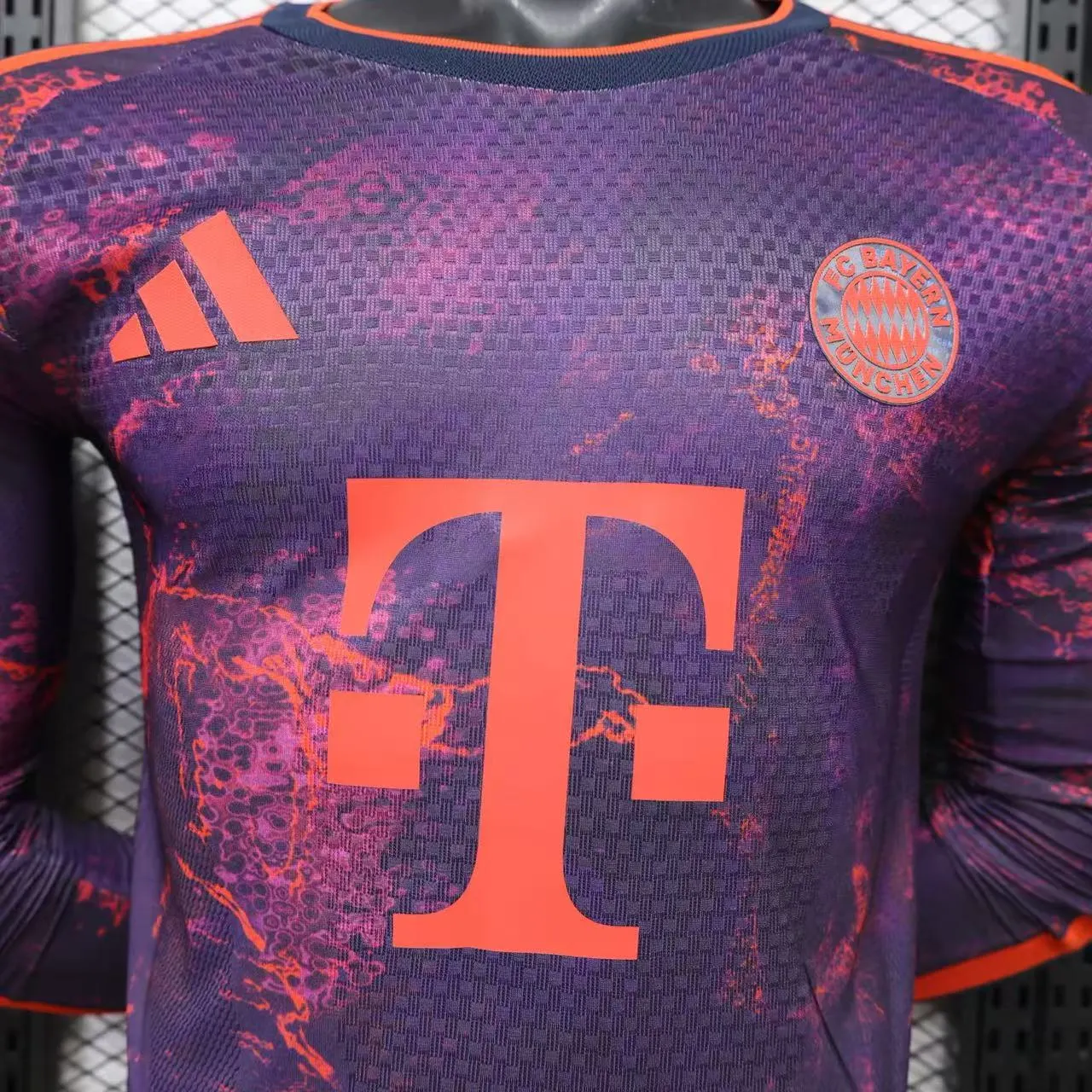2026/2027 Длинные рукава Игровая версия Bayern Munich Третья Гостевая Футбольная футболка Тайское качество 1:1 — изображение 4