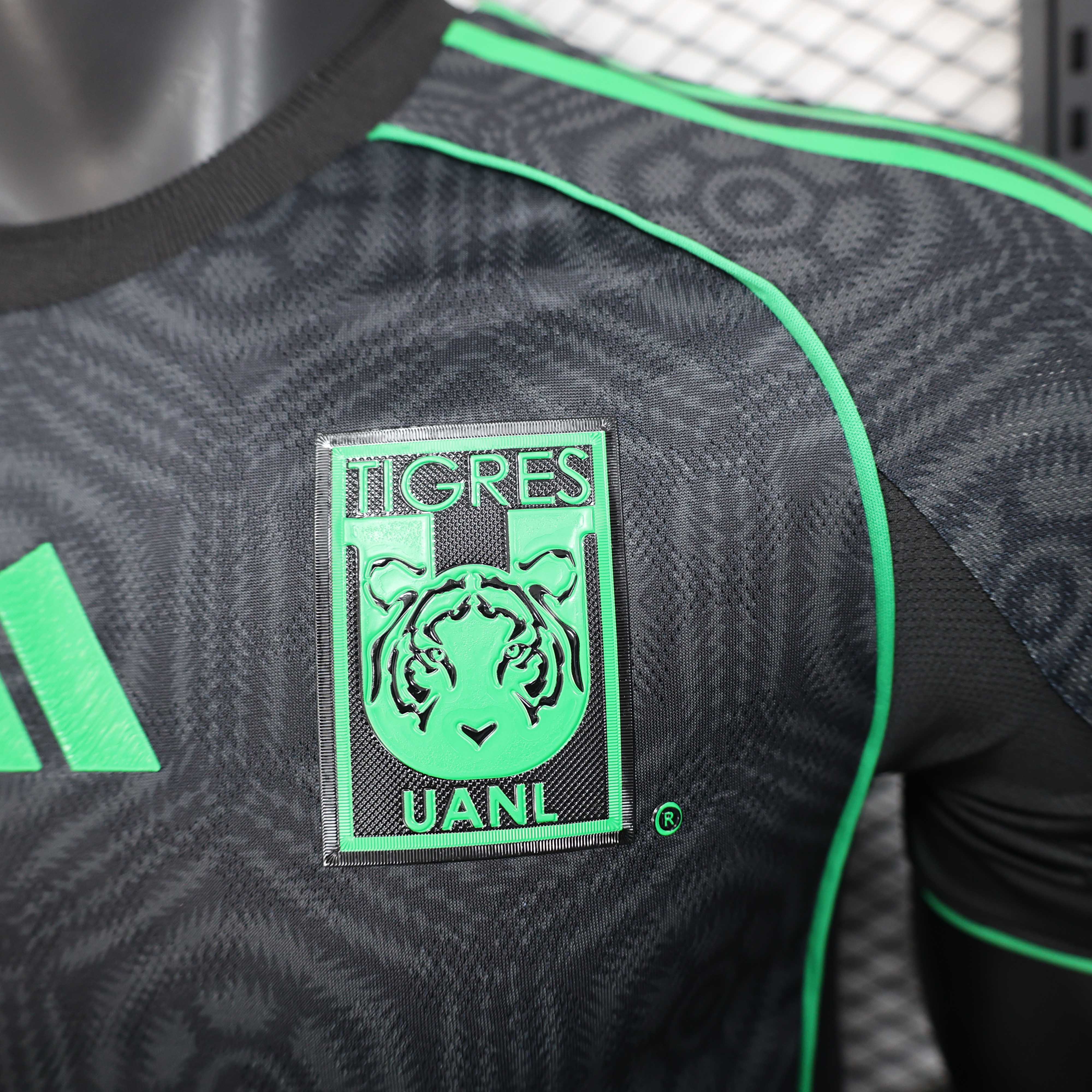 2025/2026 Version joueur Tigres Deuxième Extérieur Maillot de football Qualité thaï 1:1 – Image 5