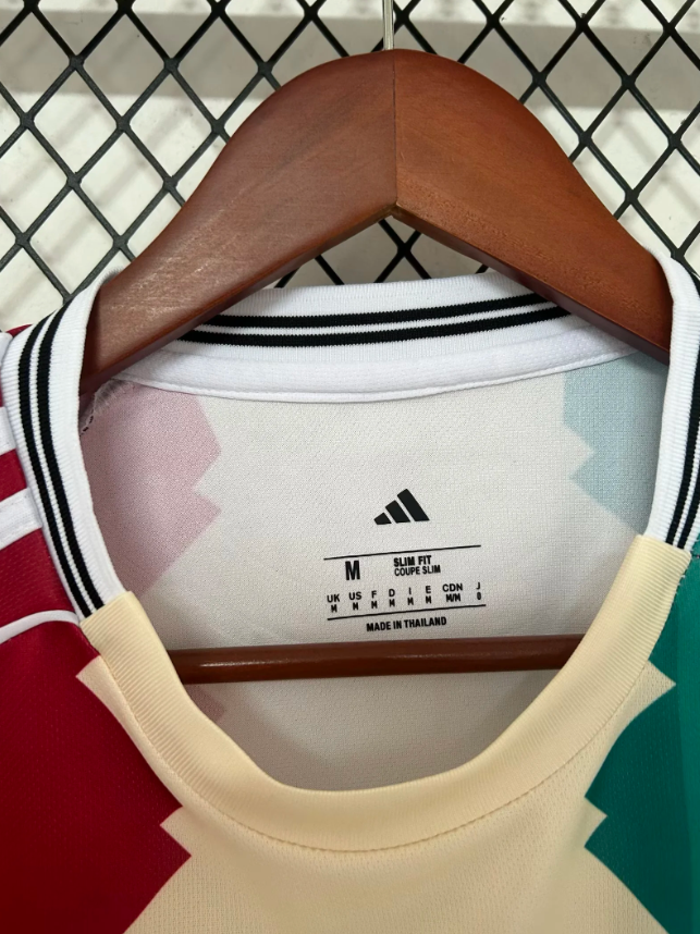 2025/2026 Liverpool Three colors Training Kleidung Fußballtrikot 1:1 Thai-Qualität – Bild 4
