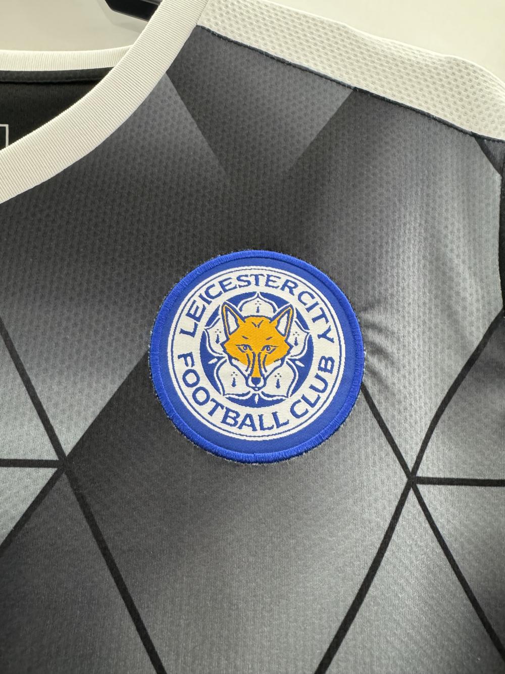 2015-2016 Rétro Leicester City Extérieur Maillot de football Qualité thaï 1:1 – Image 4