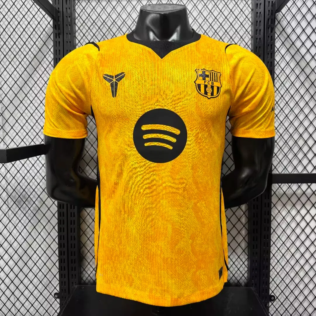 2026-2027 Versione giocatore Barcelona Portiere Giallo Maglia da calcio Qualità thai 1:1