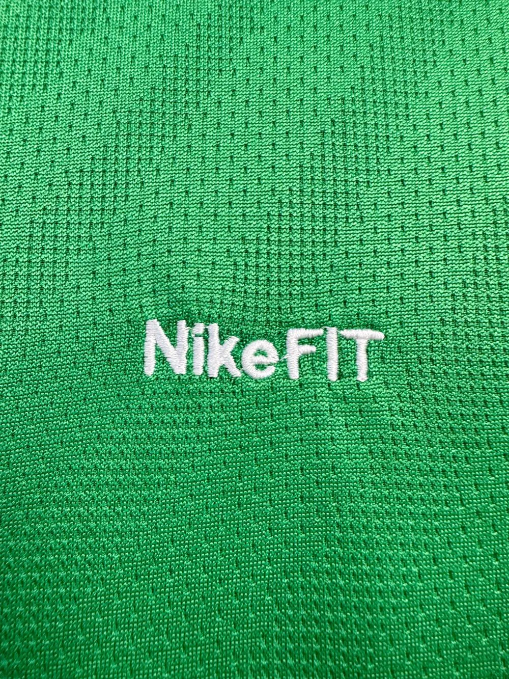 2007/2008 Retro Manchester United Goalkeeper Green Football Shirt 1:1 Thai Quality - Image 9