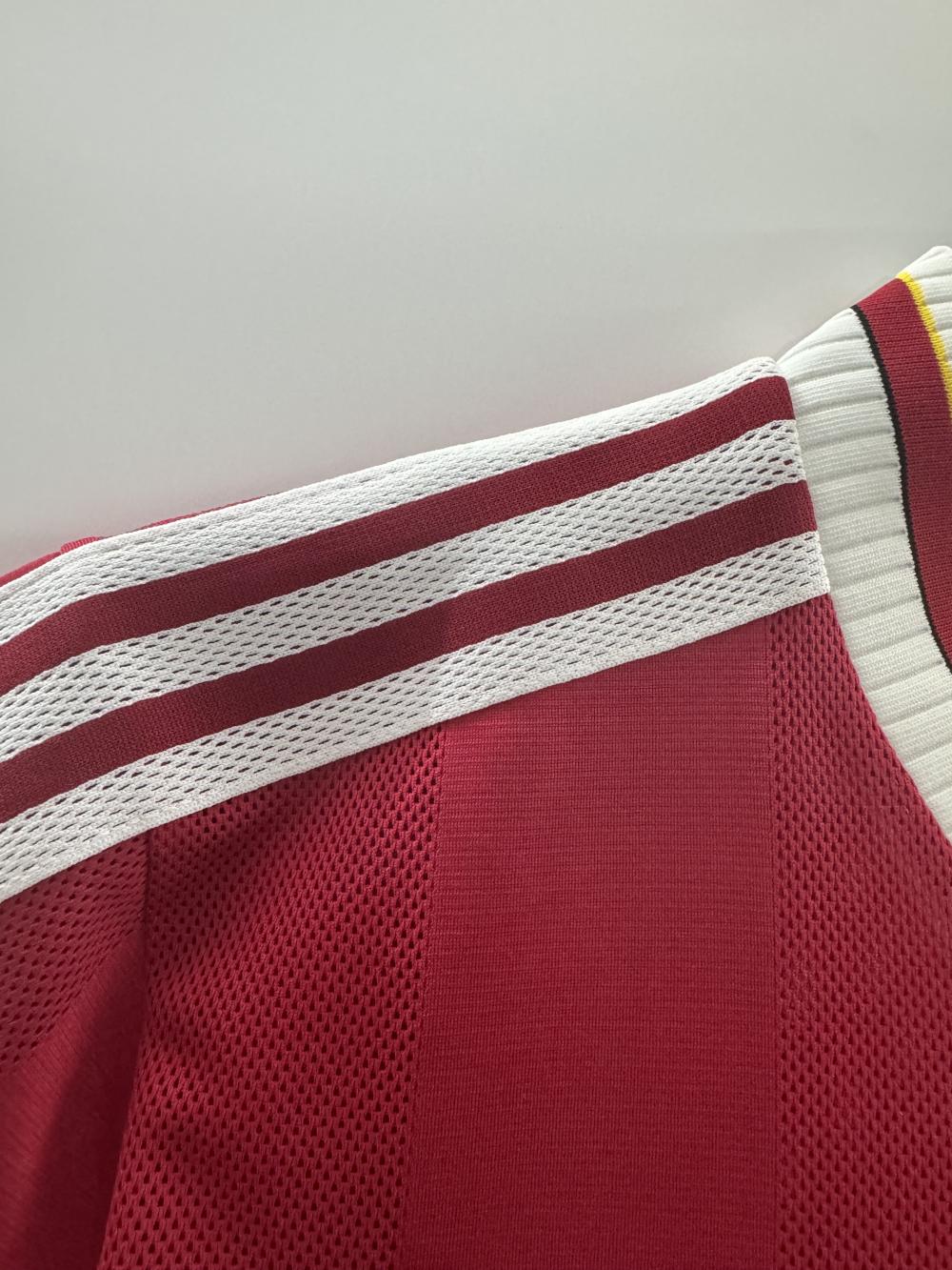 1995/1996 Retro Liverpool Home Football Jersey 1:1 Thai Quality - Image 4