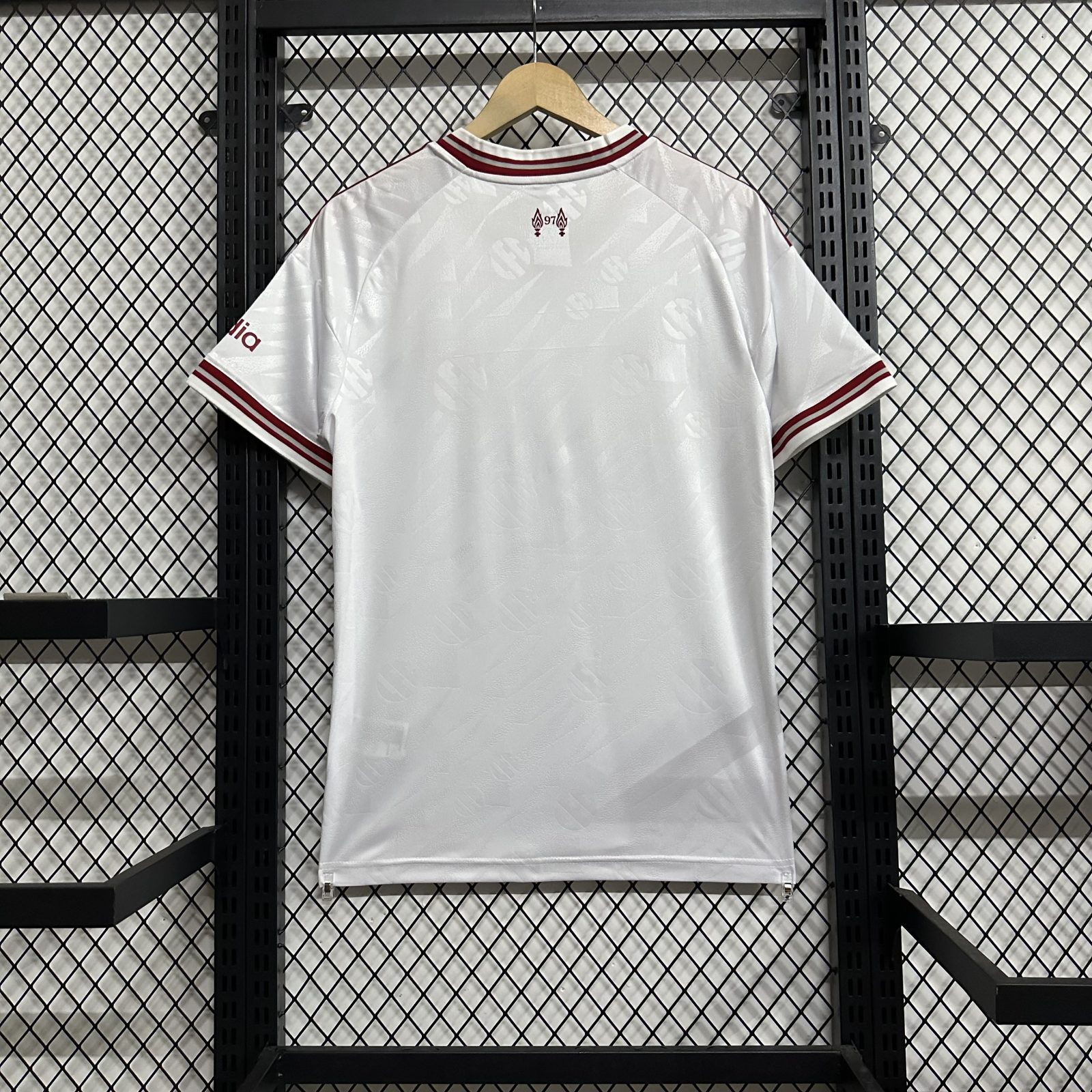 2026/2027 Liverpool Fora Camisa de futebol Qualidade tailandesa 1:1 - Image 3