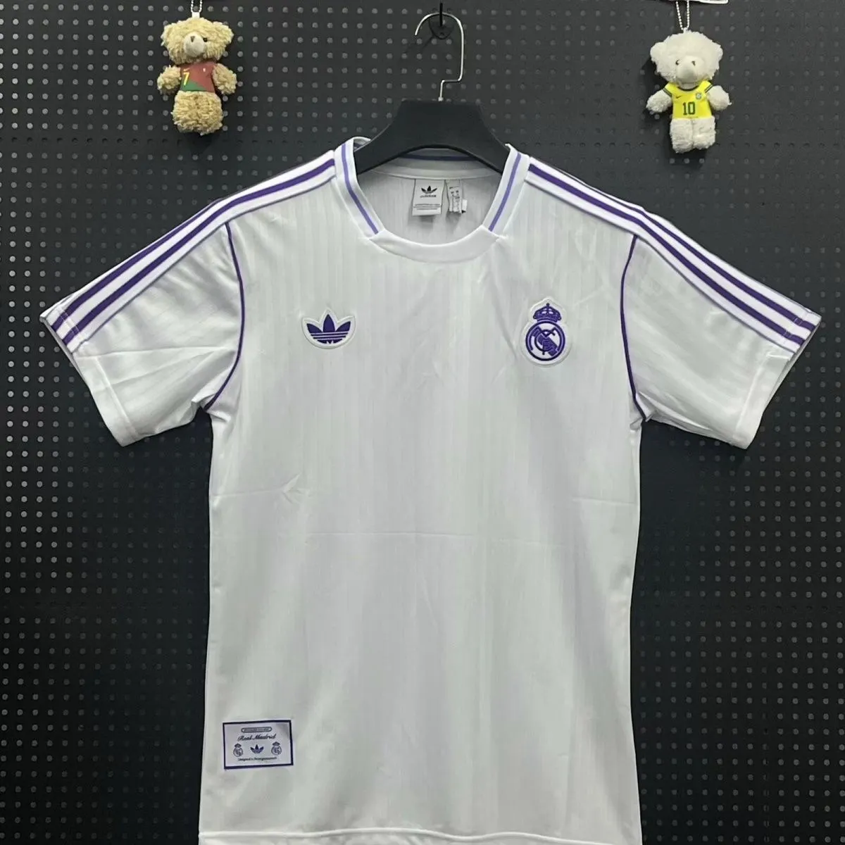 2025/2026 Real Madrid Entrenamiento Ropa Camiseta de fútbol Calidad tailandesa 1:1