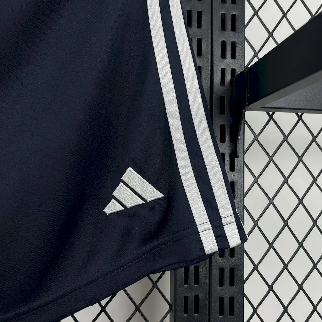 2025/2026 Real Madrid Extérieur Short Qualité thaï 1:1 – Image 4