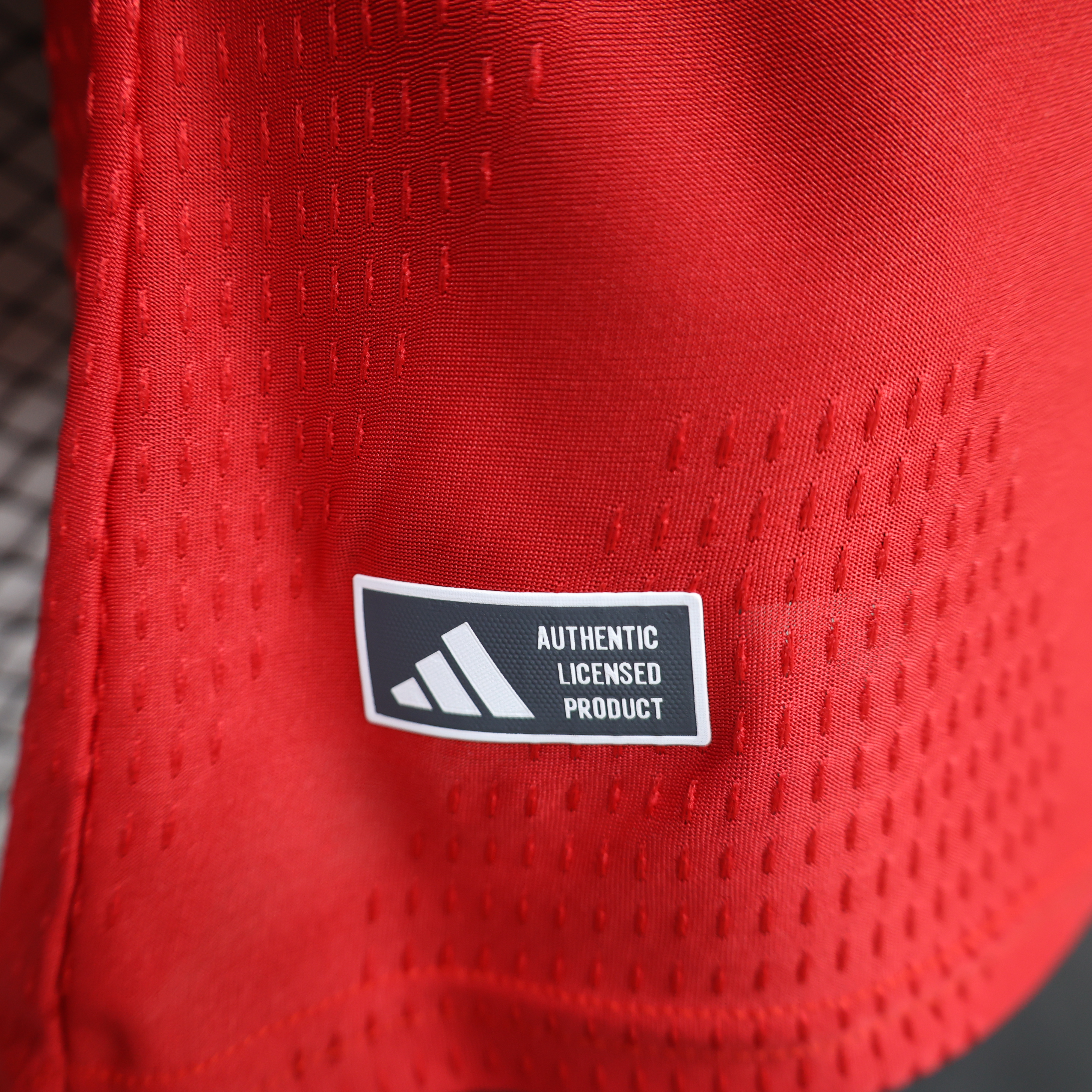 2026/2027 Long Sleeve Player Version Manchester United Home Football Shirt 1:1 Thai Quality - Image 8