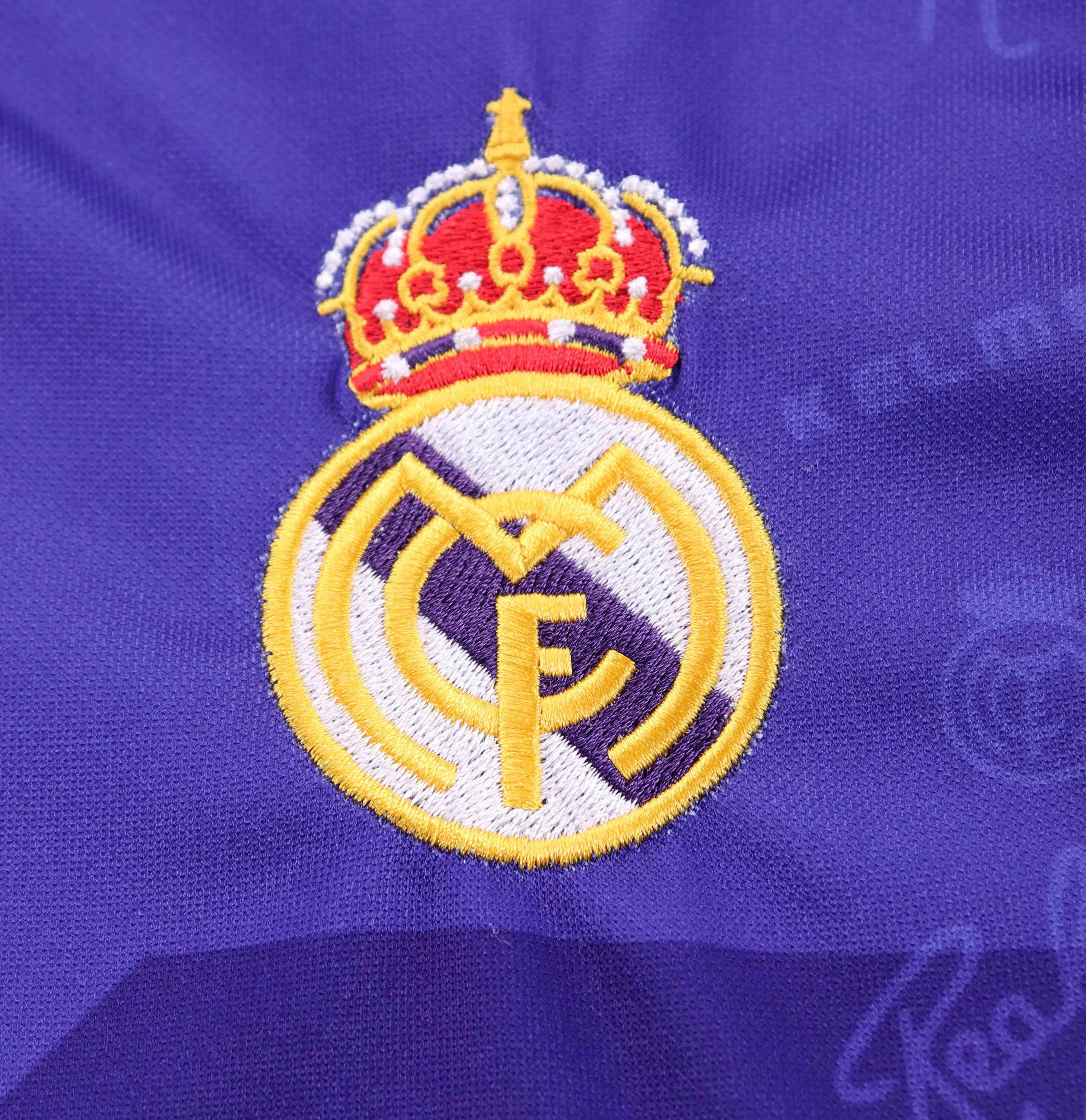 1994-1996 Retro Real Madrid Auswärts Fußballtrikot 1:1 Thai-Qualität Kindergröße – Bild 6
