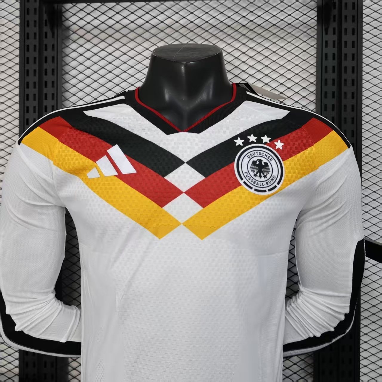 2026-2027 Manica lunga Versione giocatore Germania Casa Maglia da calcio Qualità thai 1:1 - immagine 3