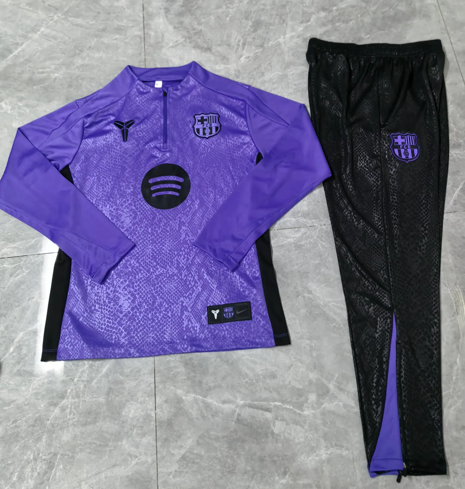 2025/2026 Barcelona Agasalho meia-ziper Roxo Colaboração Edição Camisa Conjunto