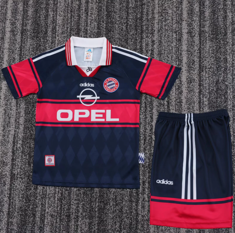 1997/1999 Retro Bayern Munich İç saha Futbol forması 1:1 Tayland kalitesi Çocuk bedeni