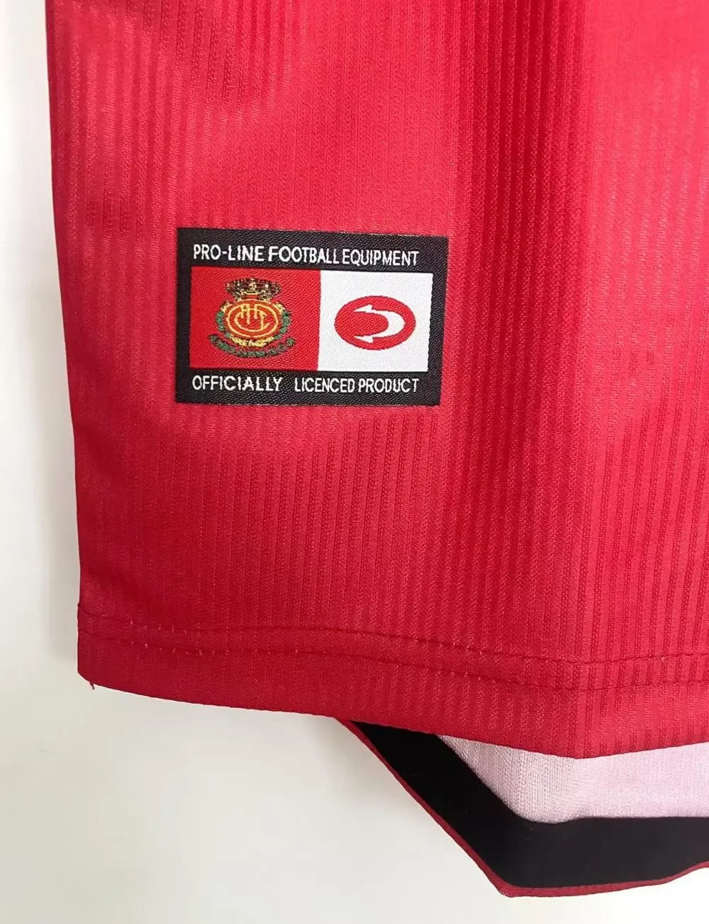 2000-2001 Retro RCD Mallorca Home Football Shirt 1:1 Thai Quality - Image 7