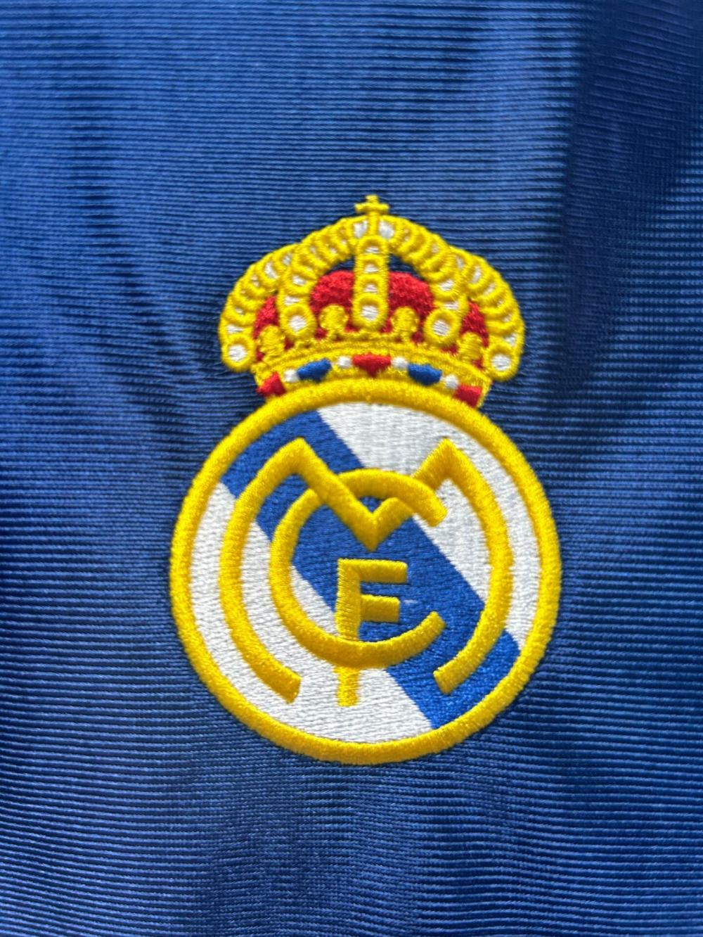 1998/2000 Retro Real Madrid Üçüncü Deplasman Futbol forması 1:1 Tayland kalitesi - Görsel 7